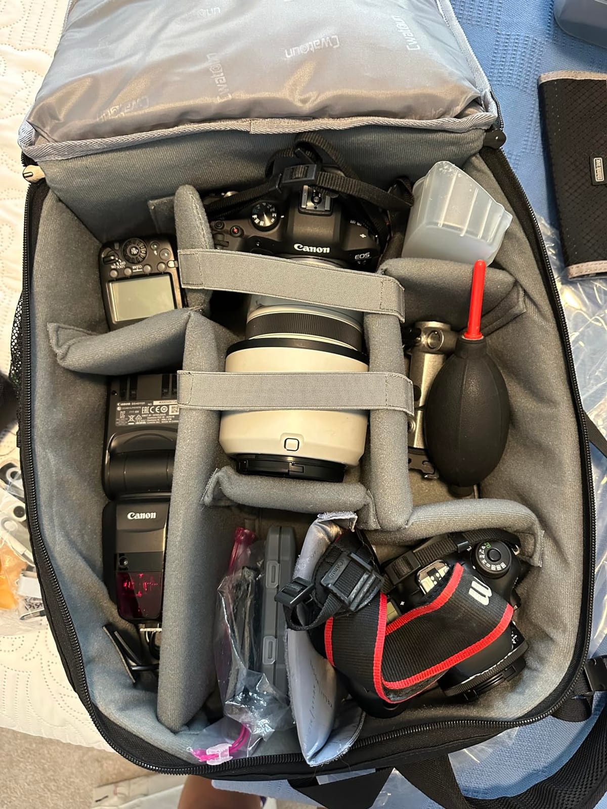 Cwatcun Camera Backpack, DSLR Bag Lightweight Water-resistant customer photo 1