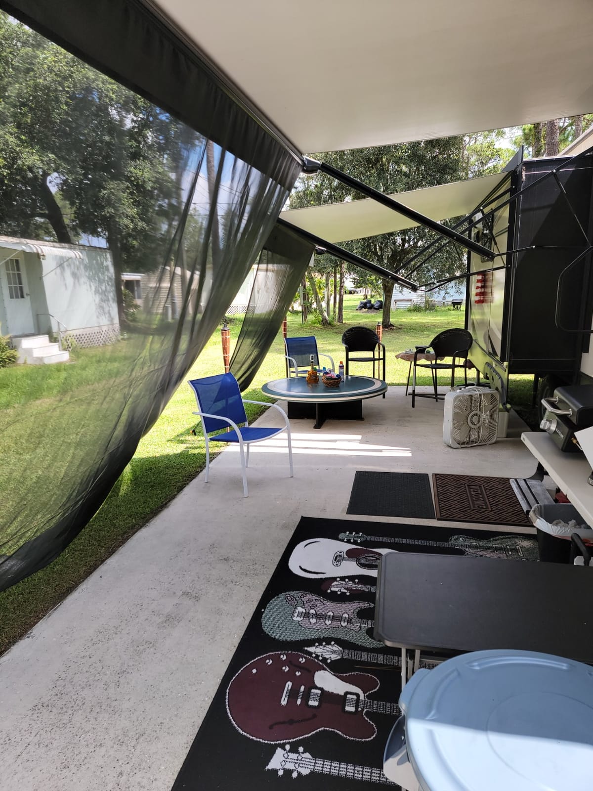 RV Awning Side Sun Shade Screen Camper Travel Trailer Sunshade, 9'X7'-Black customer photo 2