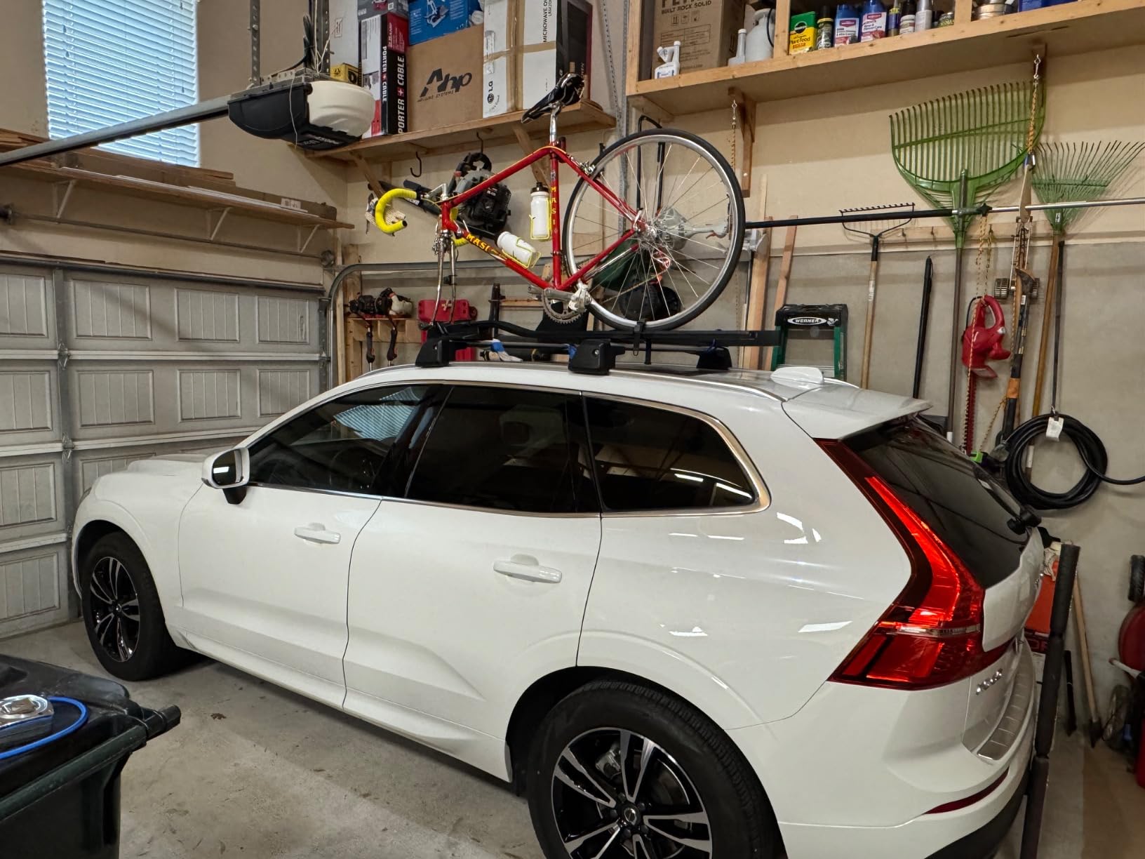 Thule FastRide Roof Mounted Bike Rack customer photo 2