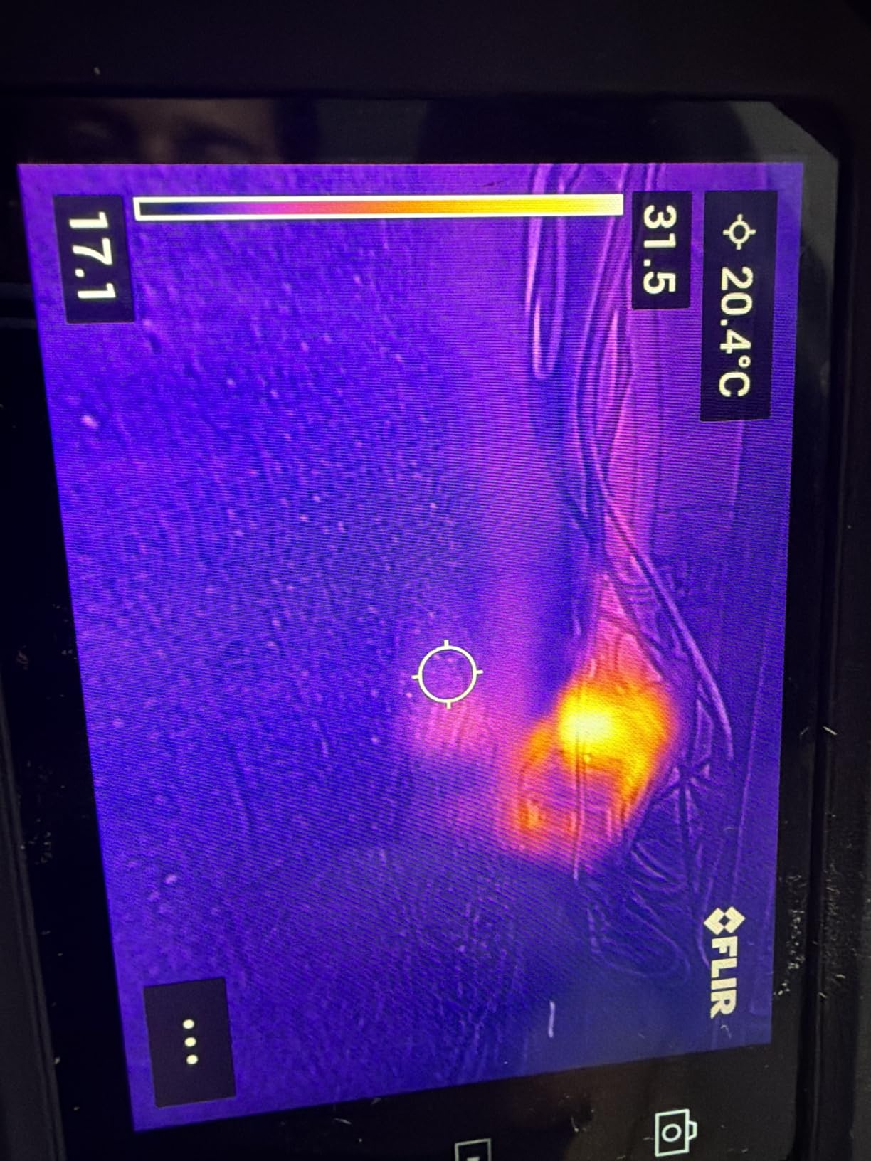 Flir C3-X Compact Thermal Imaging Camera, WiFi, 128x96 MSX, Ignite | -20 to 300C, 12,288 pixels, 5MP visual, LED flashlight, Ignite cloud, 2 batteries, charger, case customer photo 2
