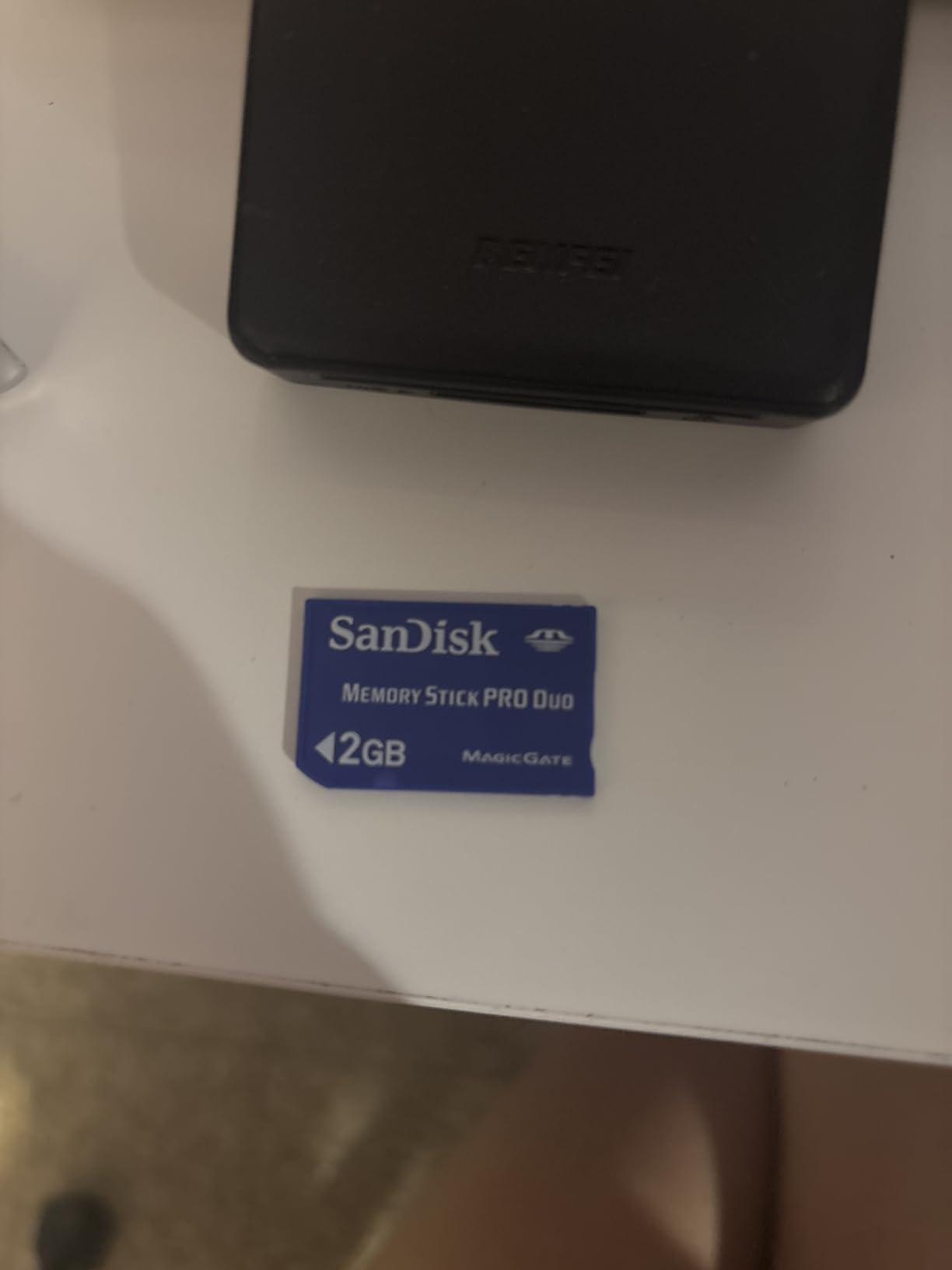Memory Card Reader, BENFEI 4in1 USB 3.0 and USB-C to SD Micro SD MS CF Card Reader Adapter, 4 Cards Simultaneously Read and Write, Compatible with iPhone 15 Series, MacBook Pro/Air 2023, and More customer photo 1