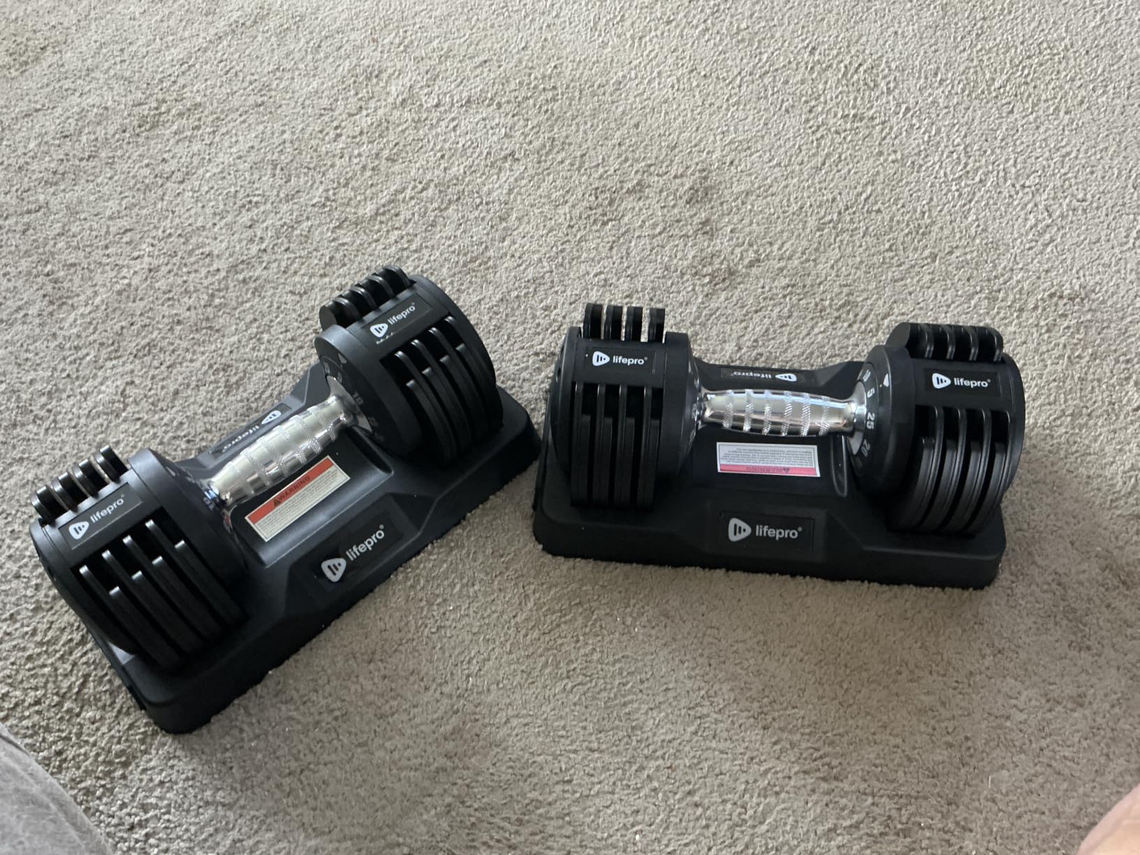 Lifepro Adjustable Dumbbells & Weights for Home Gym, Quick-Adjust customer photo 2