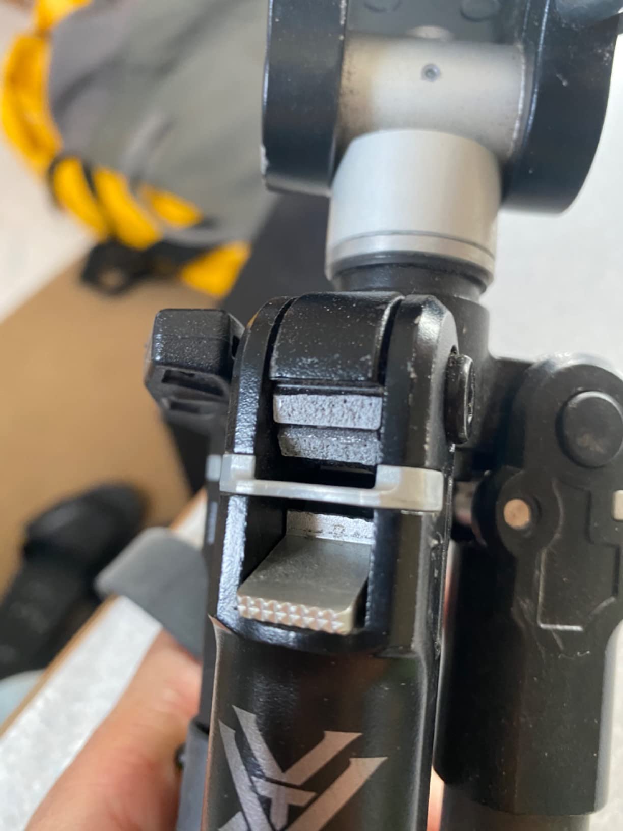 Vortex Summit Carbon II Tripod Kit | 2-Way Pan Head - 22 lb Max Load, Arca-Swiss Mount, Carbon Fiber Legs, 1/4-Turn Leg Locks - Unlimited, Unconditional Warranty customer photo 1