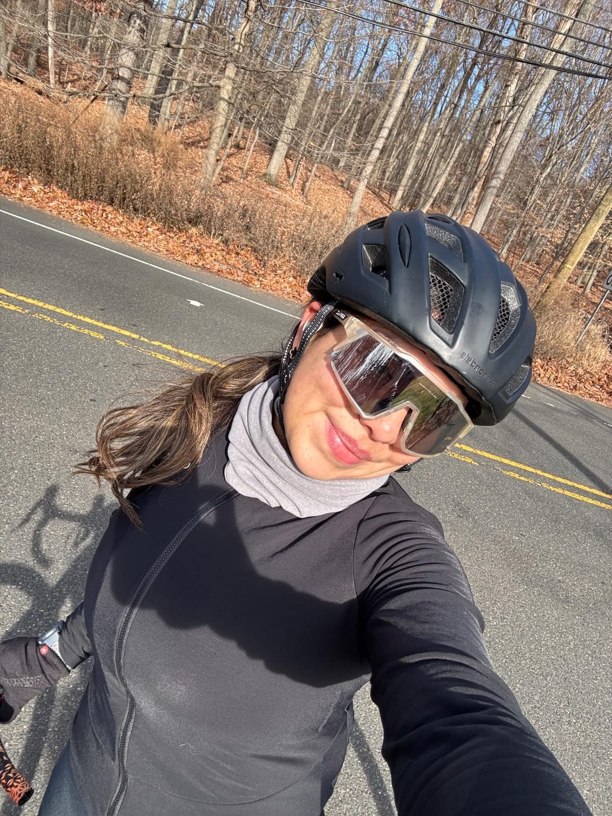 KAPVOE 4 Lens Cycling Sunglasses UV400 TR90 Men Women K9022 | 4 Lenses: Red PC Day, Black Polarized, Clear Night, Yellow Low Light; UV400, approx. 34g TR90 customer photo 1