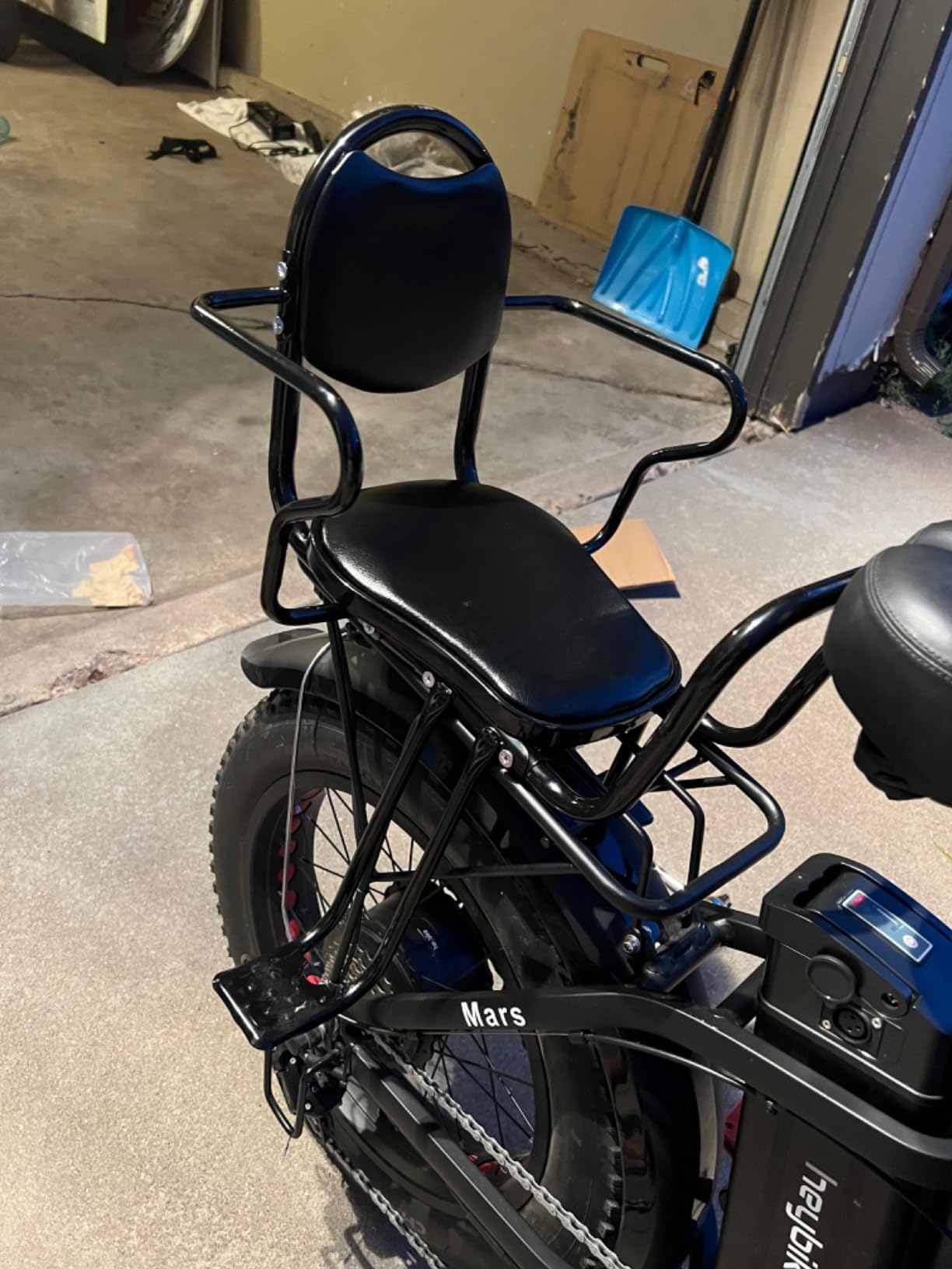 Rear Kid's Bike seat,Rear Child Bike seat,Rear Mount Bike seat with Armrests,Pedals and Harness for Most Adult Bike Ages 2 to 8 Years(Up to 110lb) customer photo 1