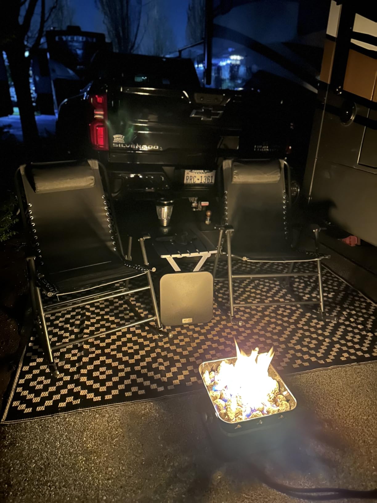 Outland Living Firebowl 805 Firecube 14” Portable Square Smokeless Propane Fire Pit – Outdoor Gas Fire Pit with Cover & Carry Kit, Lava Rocks, 58,000 BTU, Black customer photo 2