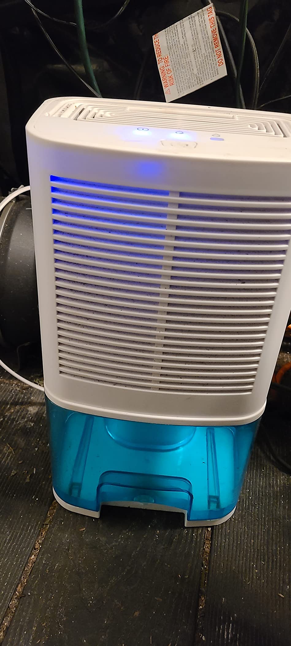 Dehumidifier 68oz(2000ml) Small Dehumidifier with Drain Hose for Up to 650 sq.ft Ultra Quiet Mini Portable Air for Home Basements Bathroom Bedroom Closet Kitchen RV customer photo 2