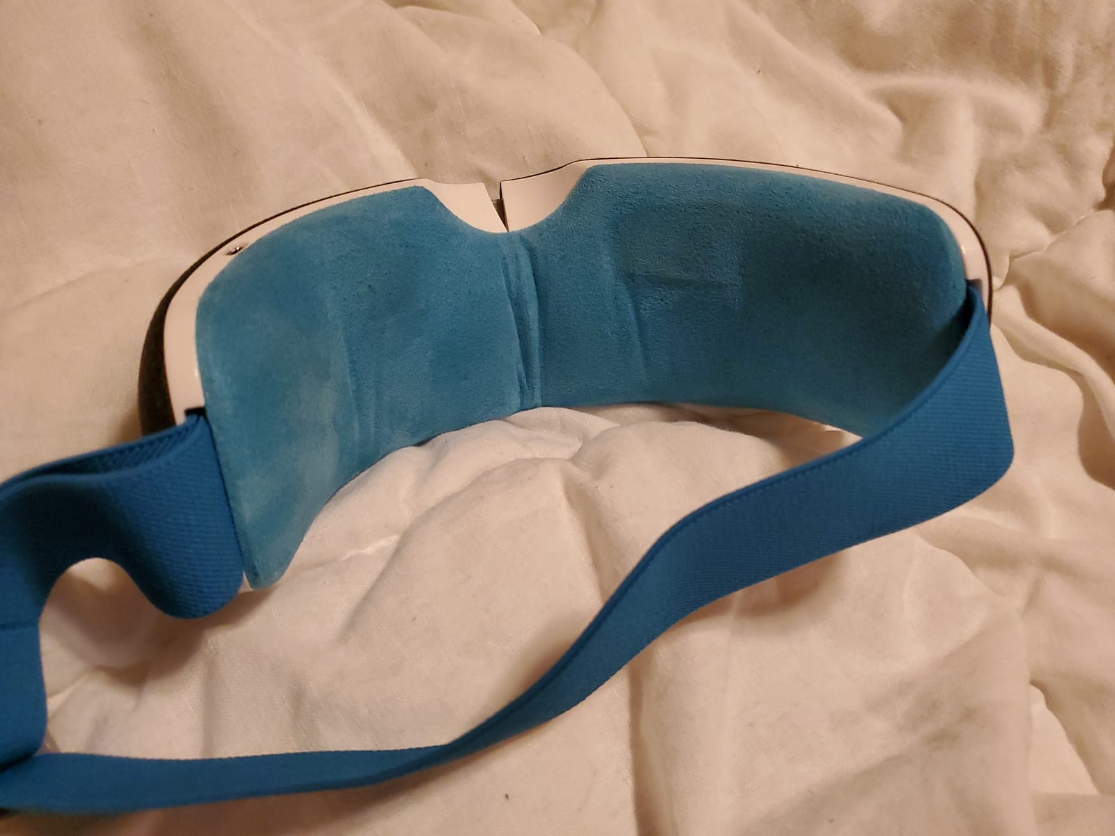Lifepro Oculax Portable Eye Massager with Heat and Vibration customer photo 1