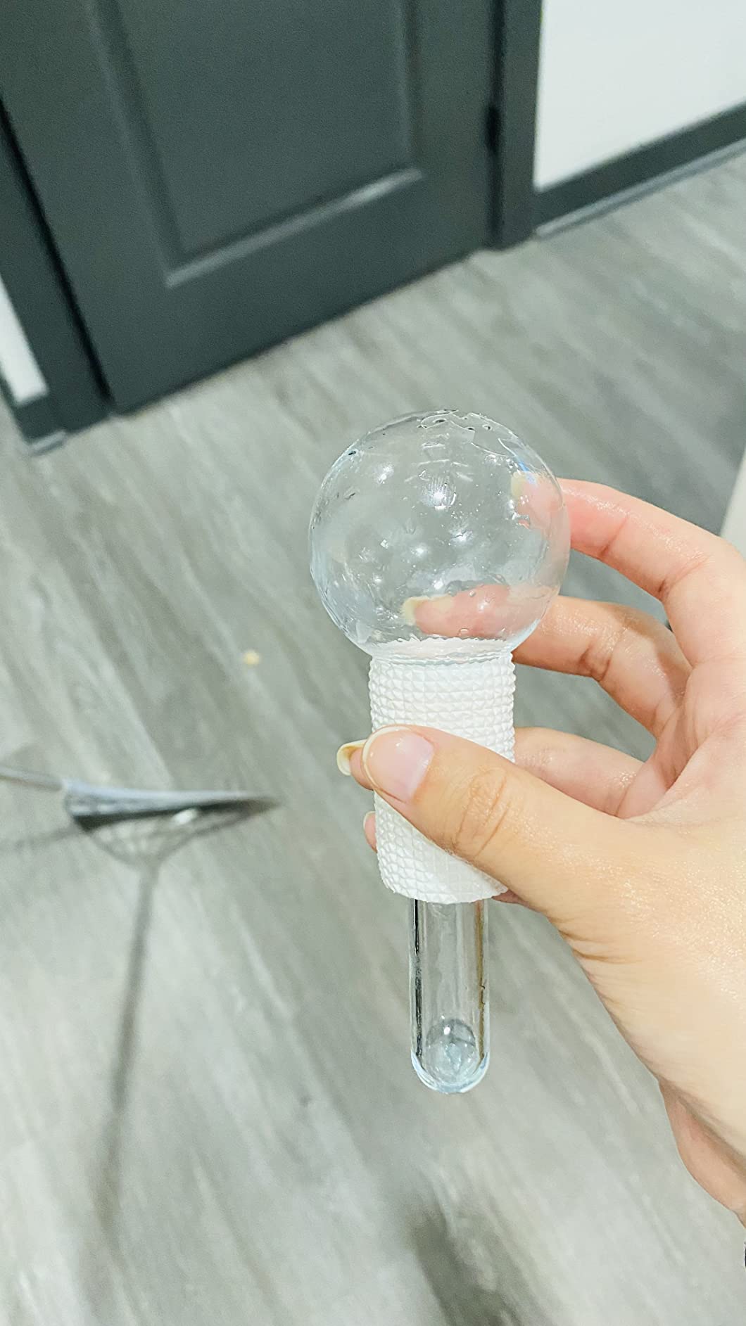 ICE Globes Small Balls for Eyes, 2 PCS Blue Facial Globes for Massage Tool, Facial Roller Cold Skin Massagers, Tighten Skin, Reduce Puffiness and Dark Circles, Enhance Circulation customer photo 2