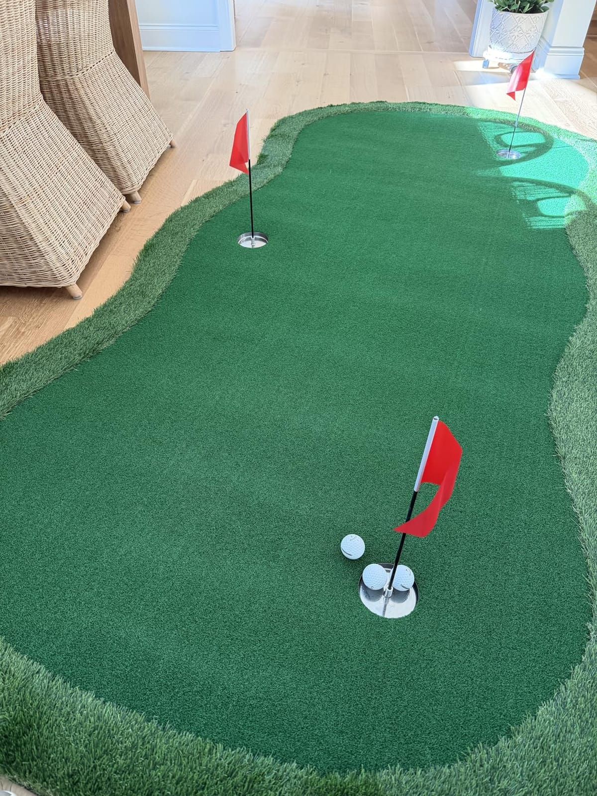 Chriiena Golf Putting Green,Large Practice Putting Mat for Indoor Outdoor customer photo 2