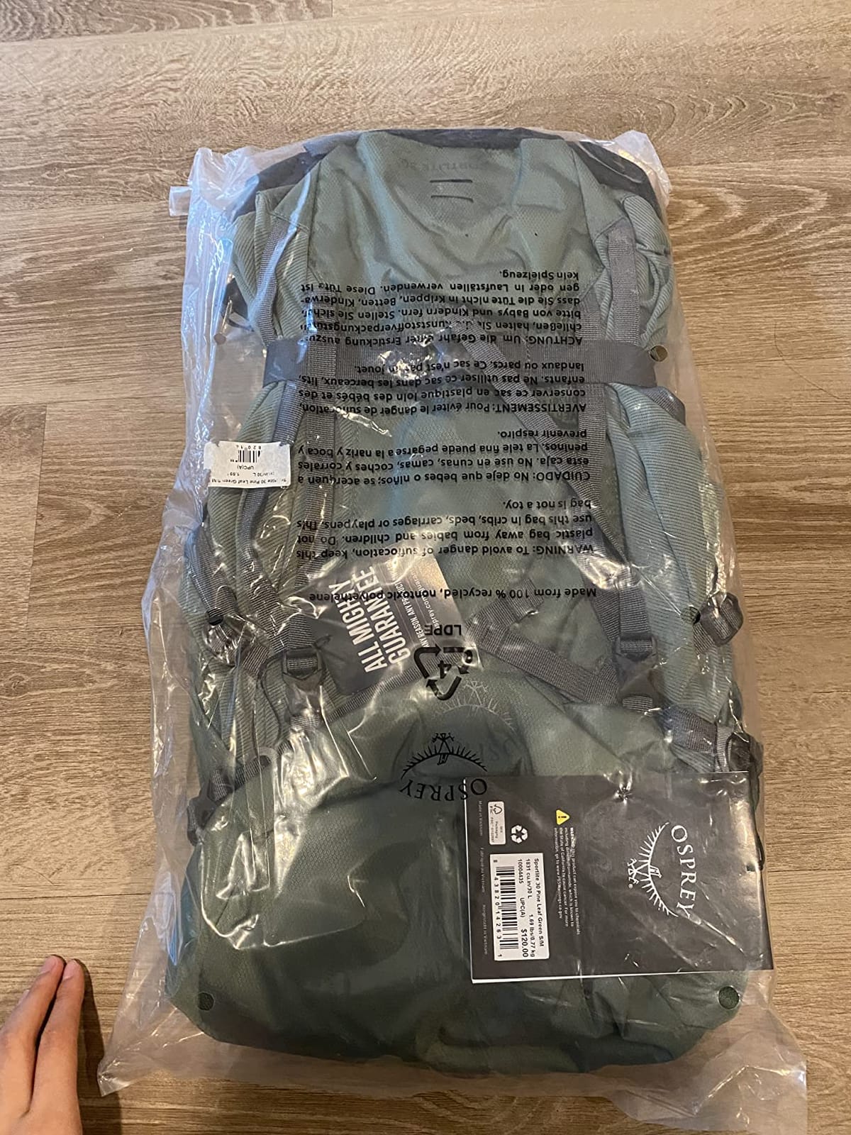 Osprey Sportlite 30L Lightweight Hiking Backpack for Men and Women, Dark Charcoal Grey, S/M customer photo 1