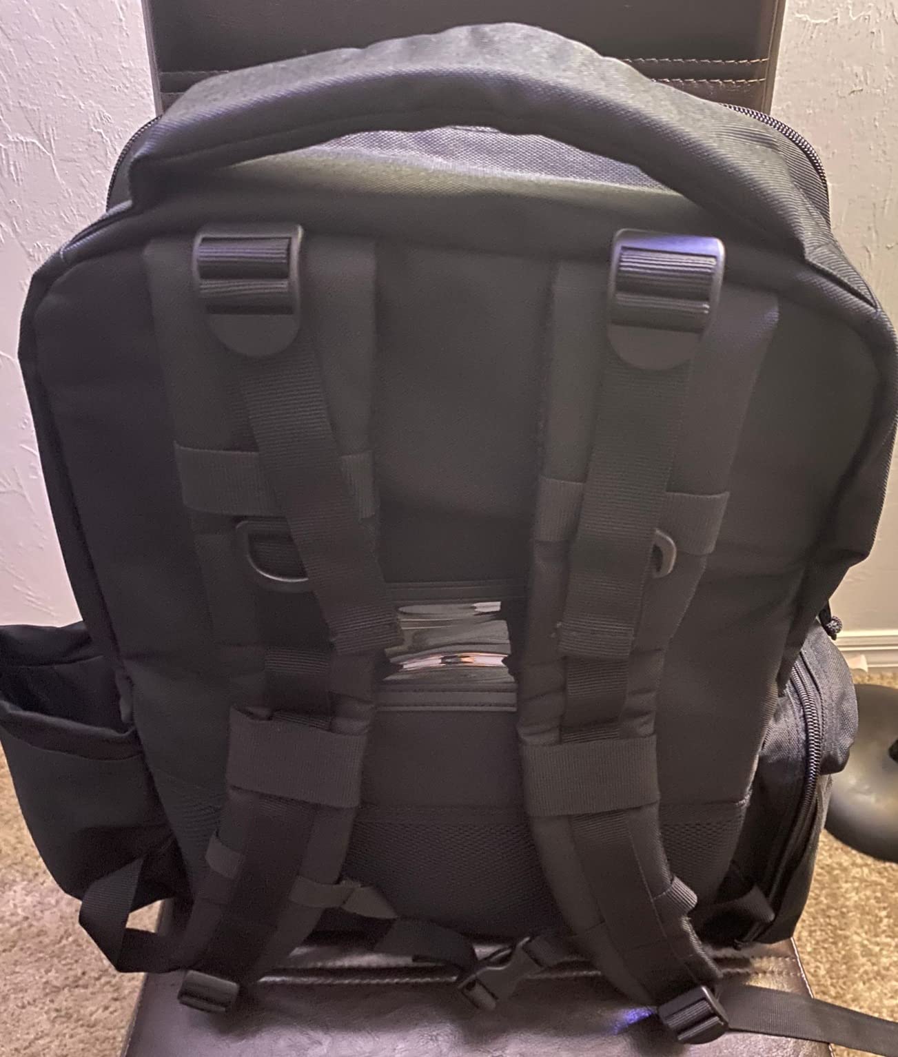 DSLEAF Pistol Range Backpack with 6 Pistol Cases, Gun Backpack for Shooting | 10x Magazine Slots, Tactical Molle Straps, Lockable Zippers and Padded Shoulder Straps customer photo 1