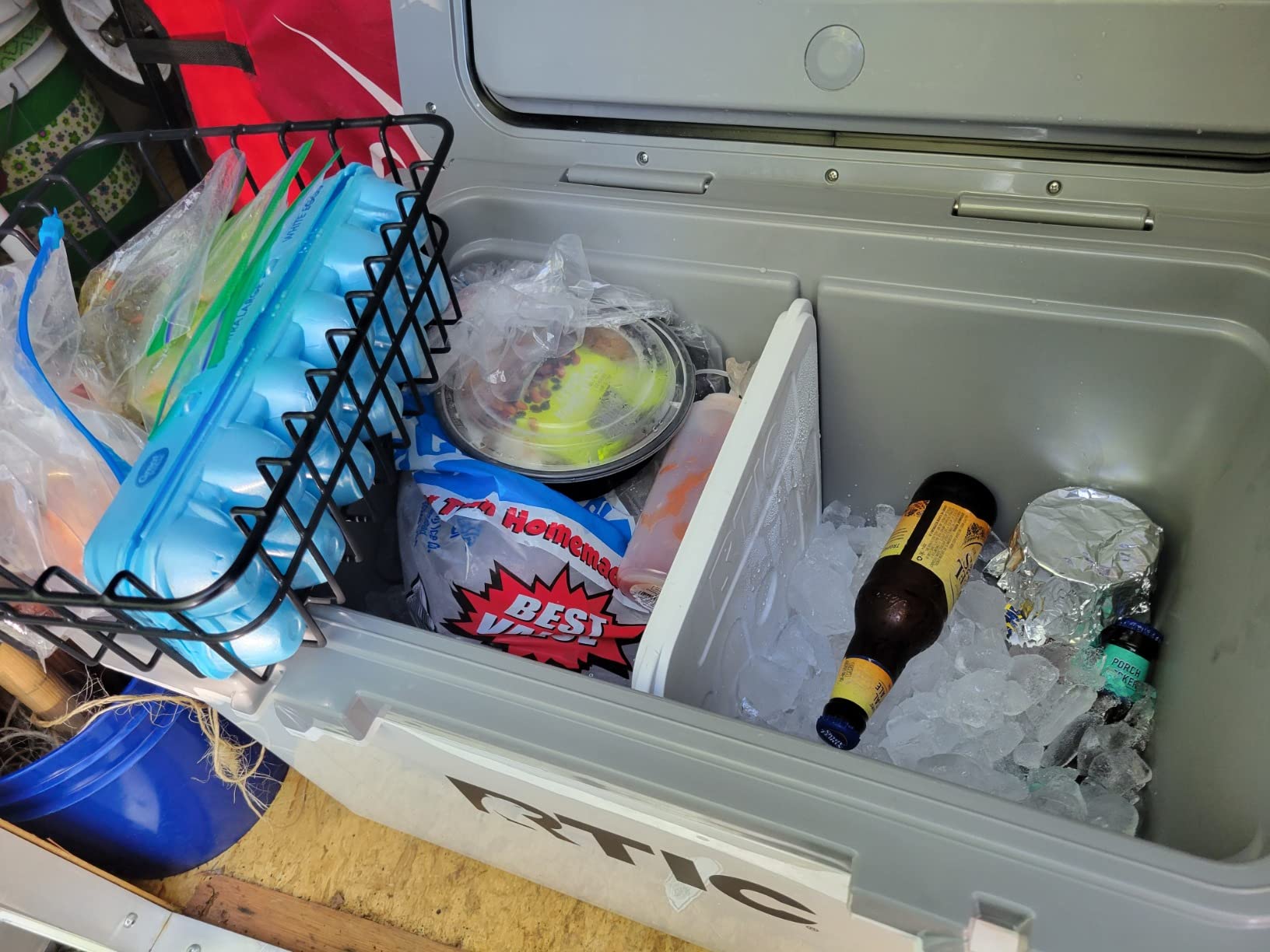 RTIC 52 QT Ultra-Light Hard Cooler customer photo 1
