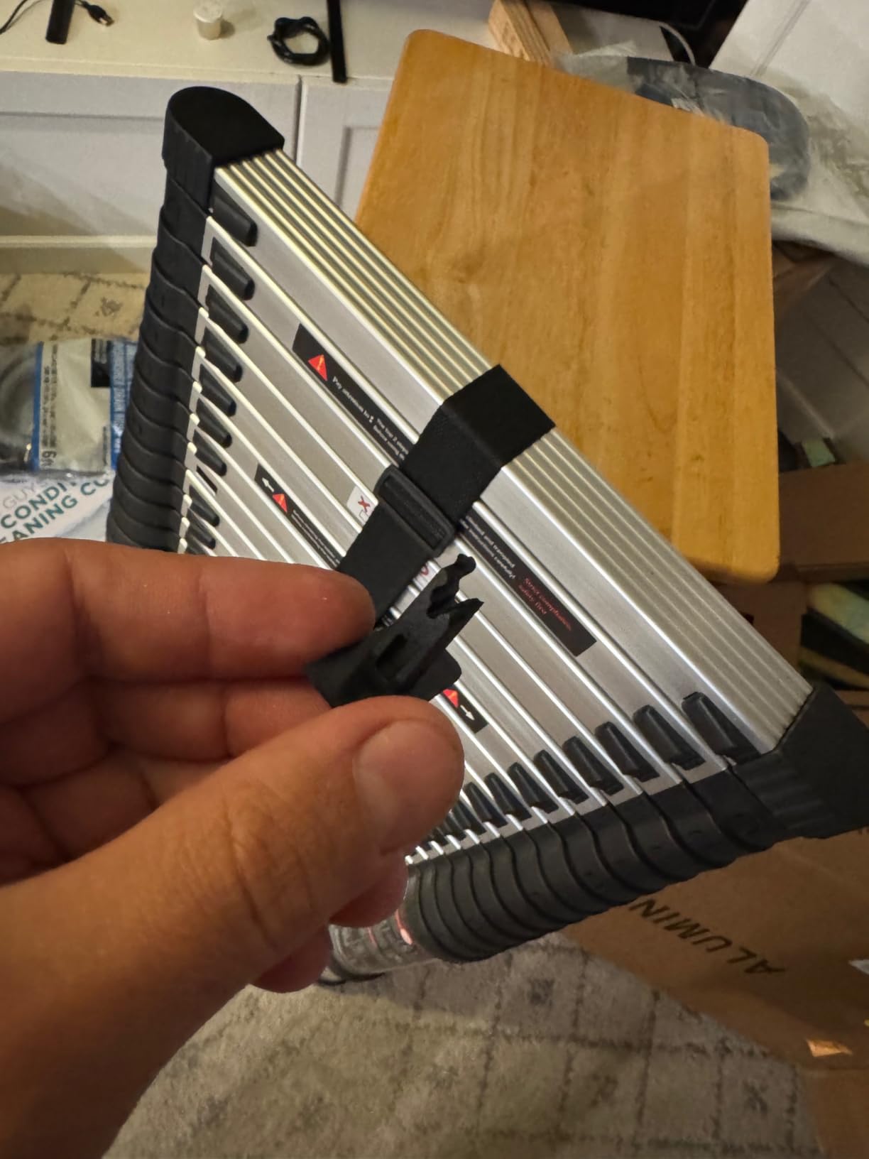 Telescoping Extension Ladder 14.5 FT, Folding Telescopic Aluminum Ladders, Lightweight Collapsible Ladder Step for RV Roof Attic Home, 330 LB Capacity (14.5 FT) customer photo 1