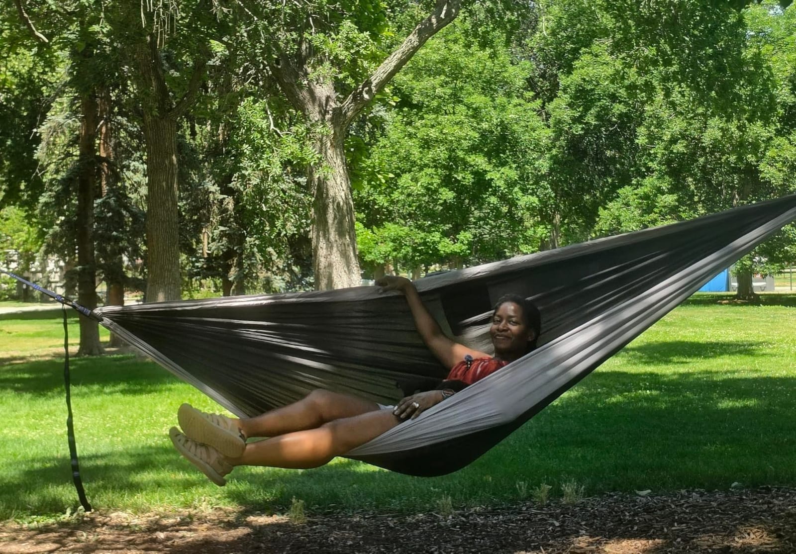 SZHLUX Camping Hammock Double & Single Portable Hammocks with 2 Tree Straps and Attached Carry Bag, Great for Outdoor, Indoor, Beach, Camping, Light Grey / Sky Blue customer photo 1