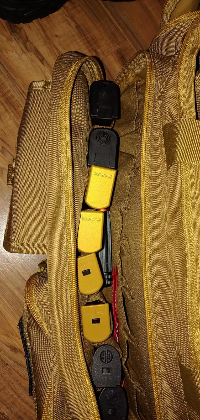 DSLEAF Tactical Gun Range Bag, Soft Pistol Cases for Shooting and Hunting | 16x Magazine Slots, Tactical Molle Straps, Detachable Shoulder Strap and Portable Handle for Easy Carrying customer photo 2