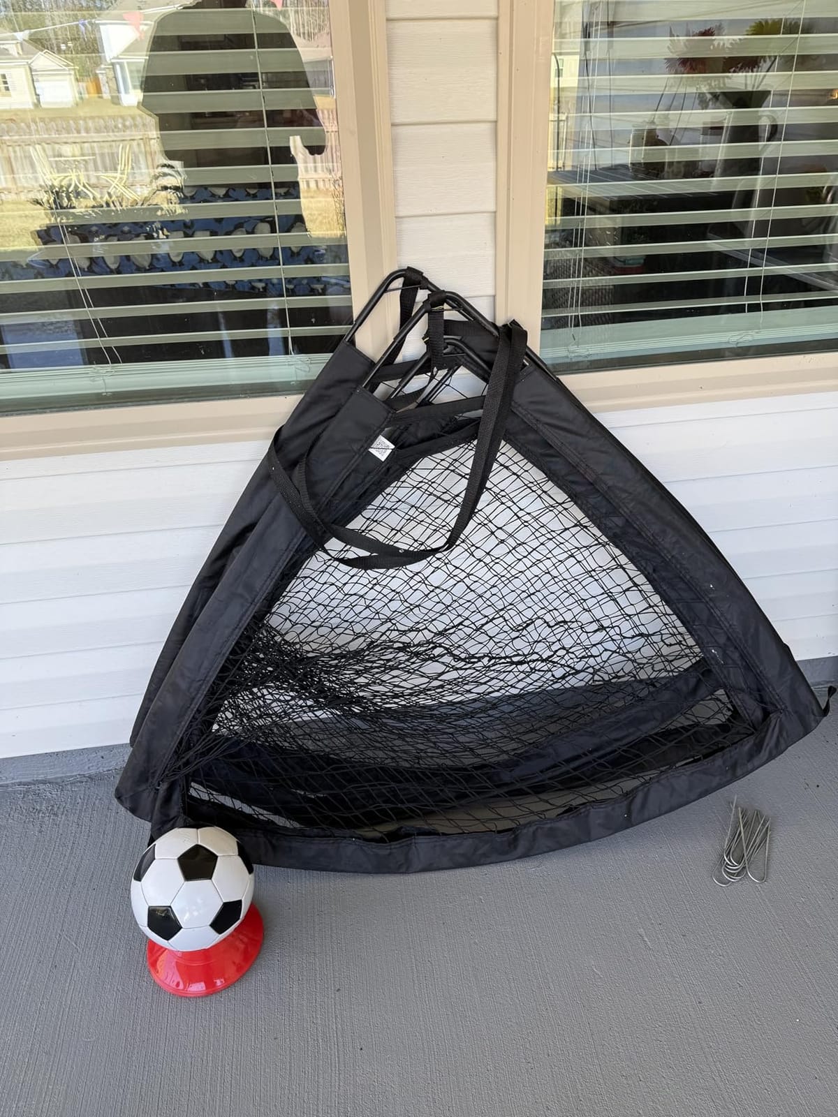 VAVOSPORT Kids Soccer Goals for Backyard Set of 2,Soccer Training Equipment customer photo 2
