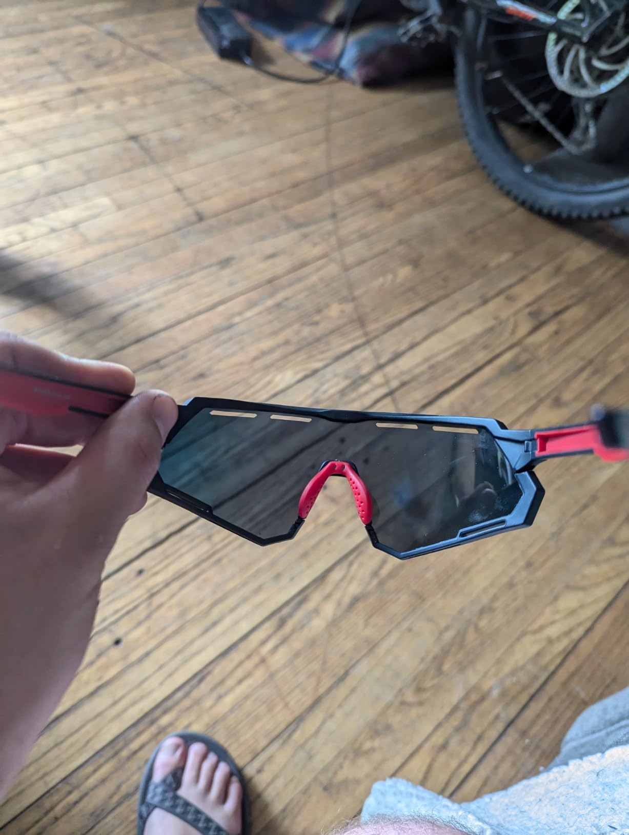 ROCKBROS Mountain Bike Glasses Polarized Photochromic 2 Lens customer photo 1