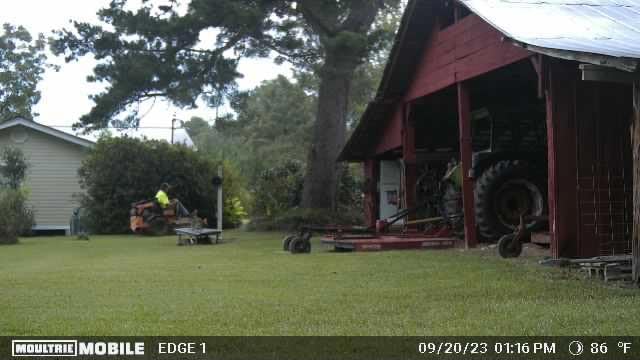 Moultrie Edge Cellular Trail Camera - 33MP, Built-in Memory customer photo 2