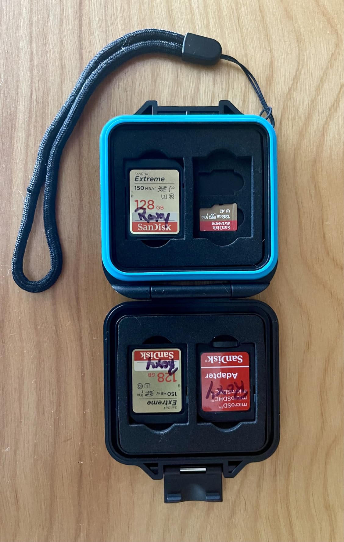 JJC Small CFexpress Type A Card Case Holder for 4 CF Type A & 8 Micro SD customer photo 2