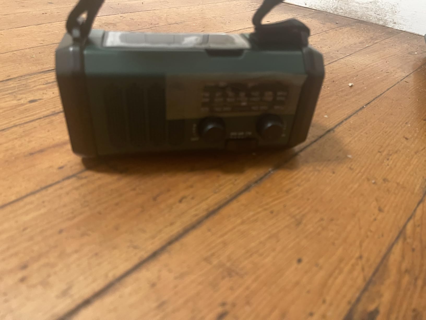 Leaton Hand Crank Emergency Radio, NOAA Weather Radio AM/FM,10000mAh | Solar charging, Rechargeable Battery Powered, USB-C Charger, Flashlight, SOS Alarm, for Camping Survival Emergencies customer photo 2
