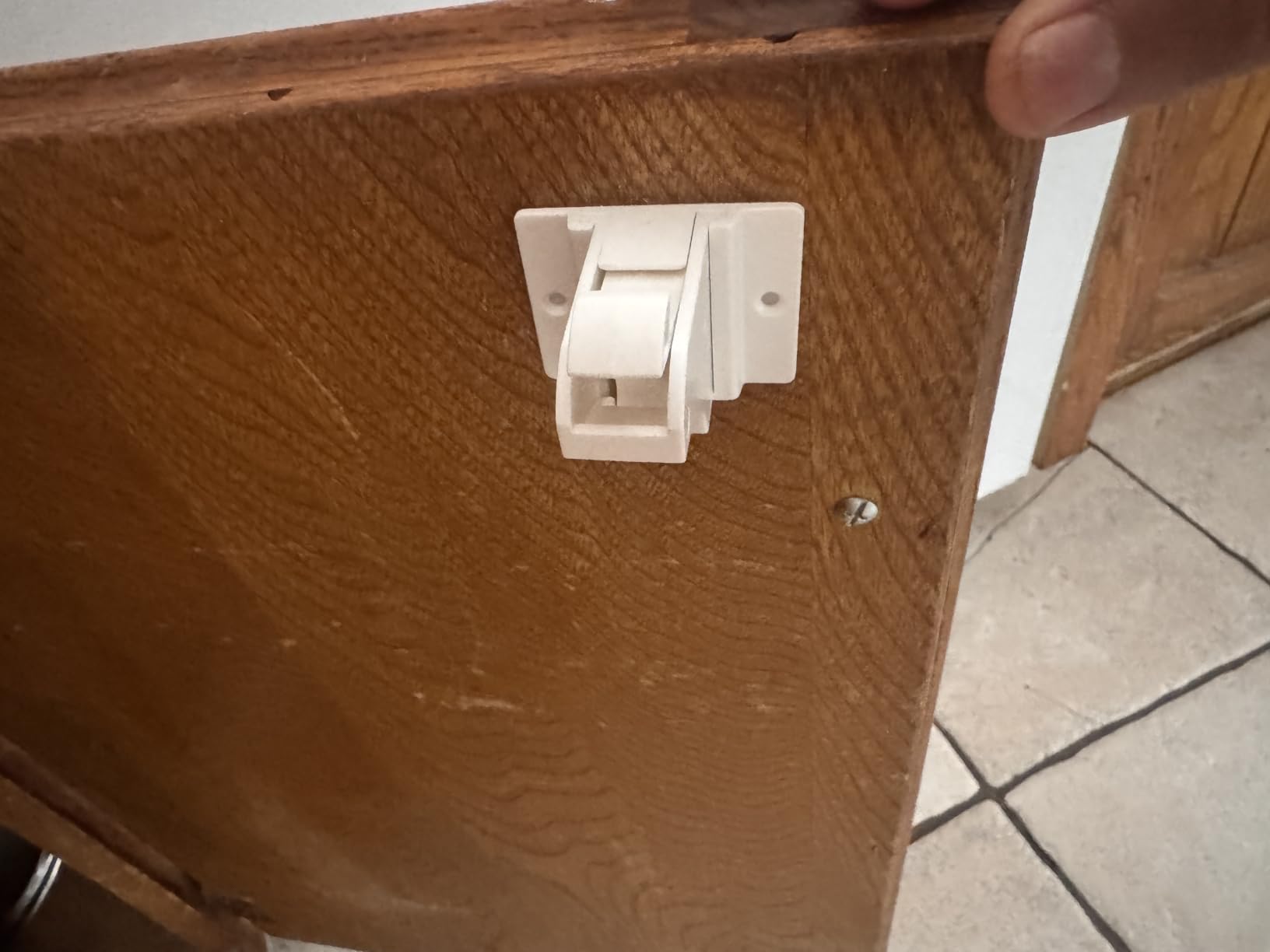 Vmaisi Adhesive Magnetic Locks for Cabinets & Drawers (10 Locks and 2 Keys) customer photo 1