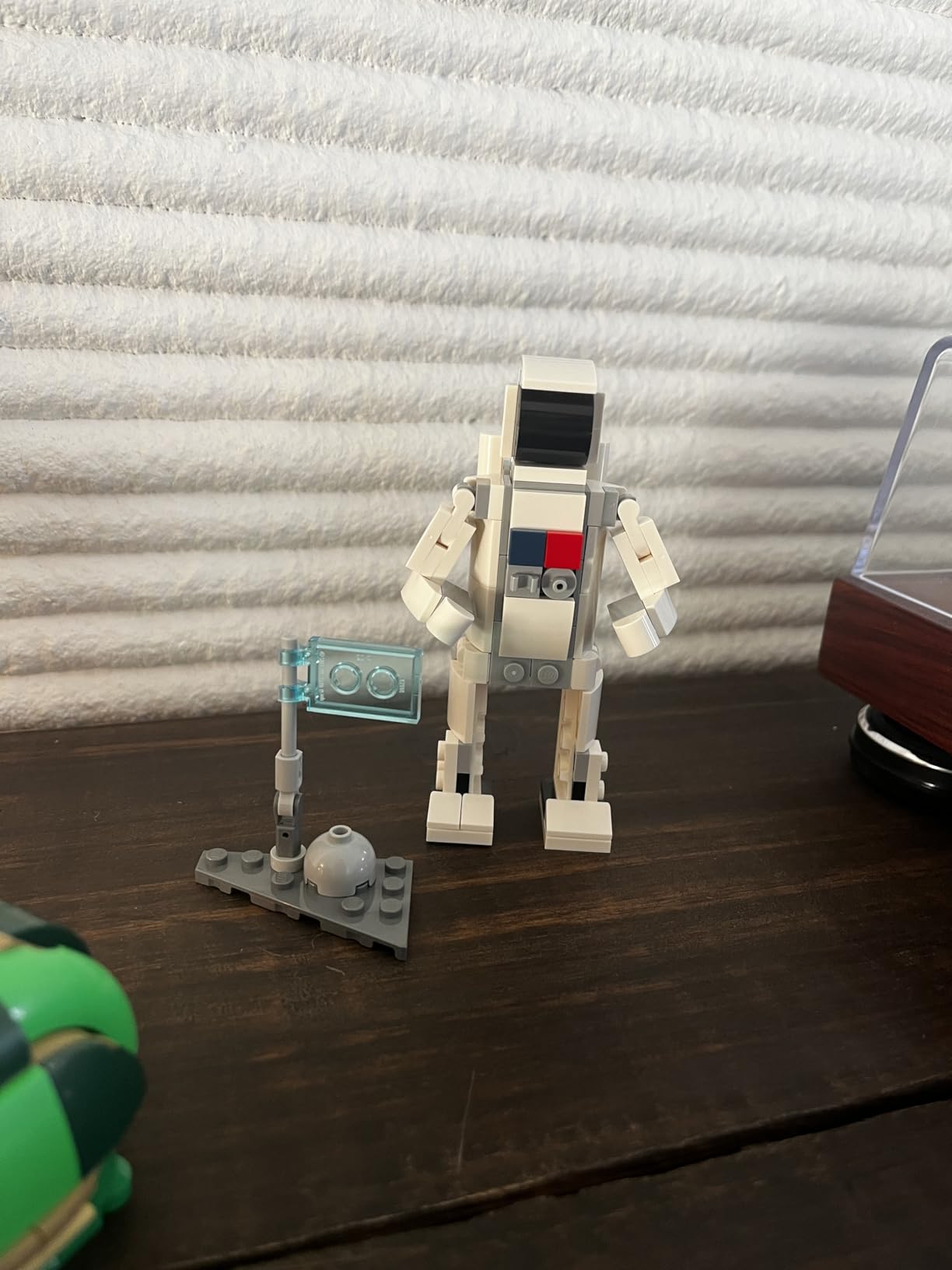 LEGO Creator 3 in 1 Space Shuttle Toys - Space Toys Building Set for Boys & Girls, Ages 6+ - Option to Build 2 Spaceships or Astronaut - Educational Gift for Kids Birthday & Holidays - 31134 customer photo 1