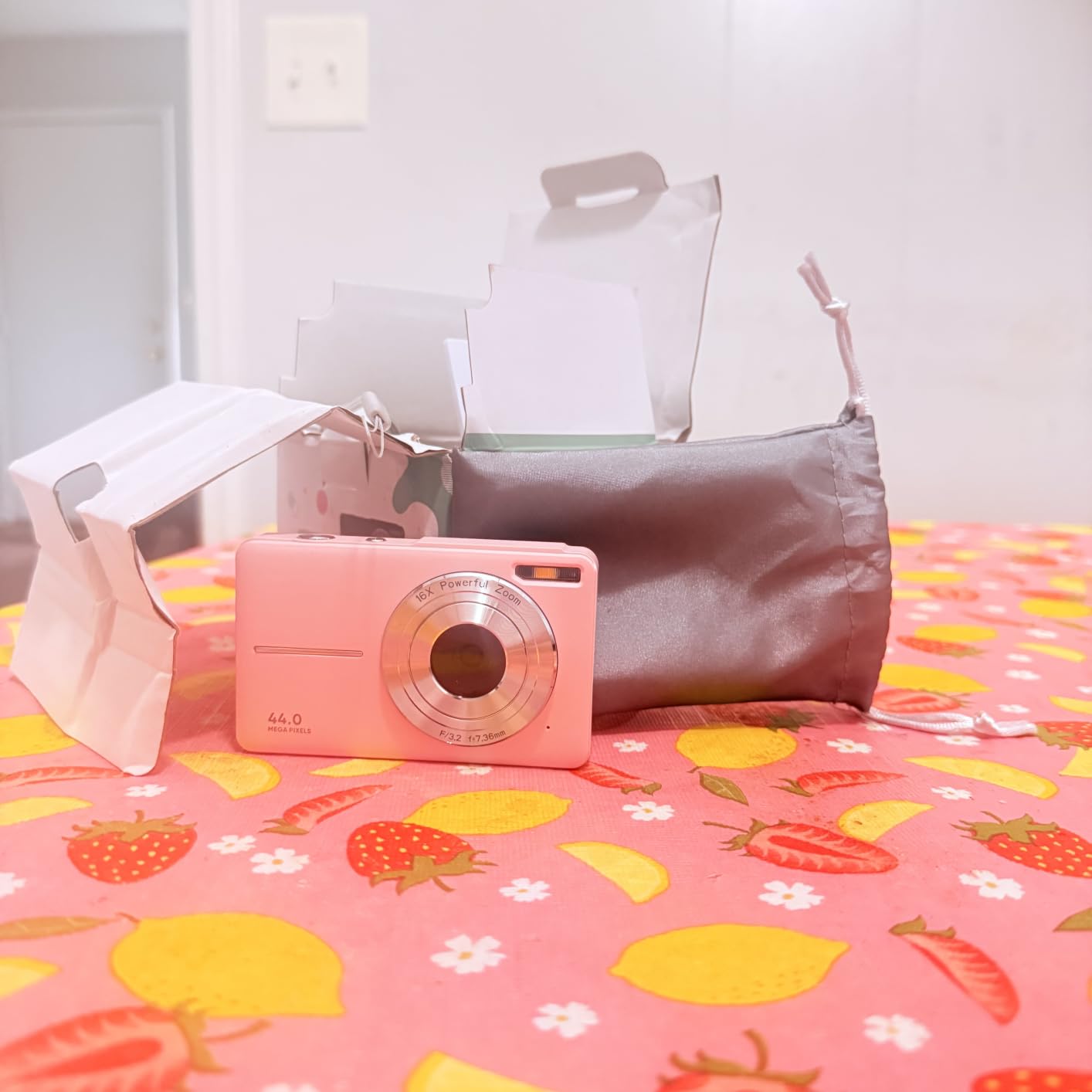Camkory Digital Camera FHD 1080P with 32G Card 16X Zoom Easy for Kids Pink customer photo 2