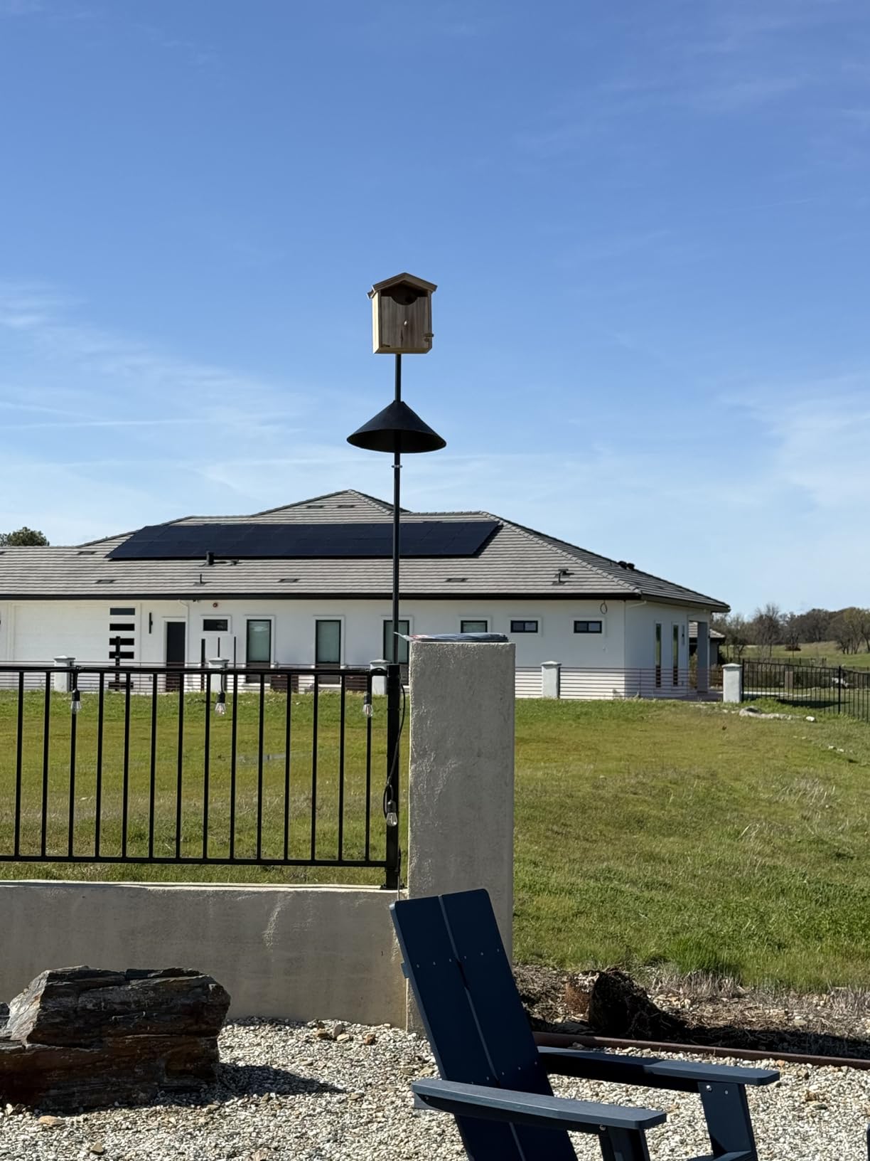 Flanagan 92 Inch Bird House Pole Mount Kit, Adjustable Heavy Duty Feeder Pole for Outdoors, Feeding Station With Squirrel Proof Baffle for Watching (House Not Included) customer photo 1