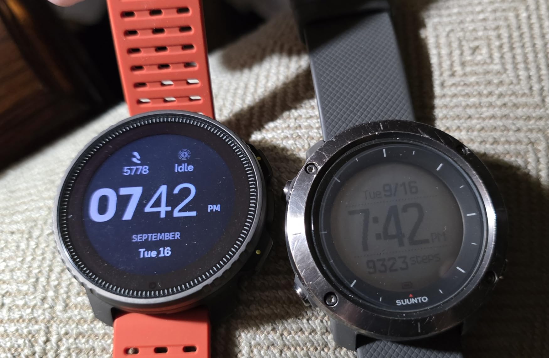 SUUNTO Vertical GPS Sports Watch, Solar Charging 95+ Sports, Canyon Ti - Offline Maps, 60-day Battery Life, Dual-Band GNSS, Outdoor Training & Expedition customer photo 1