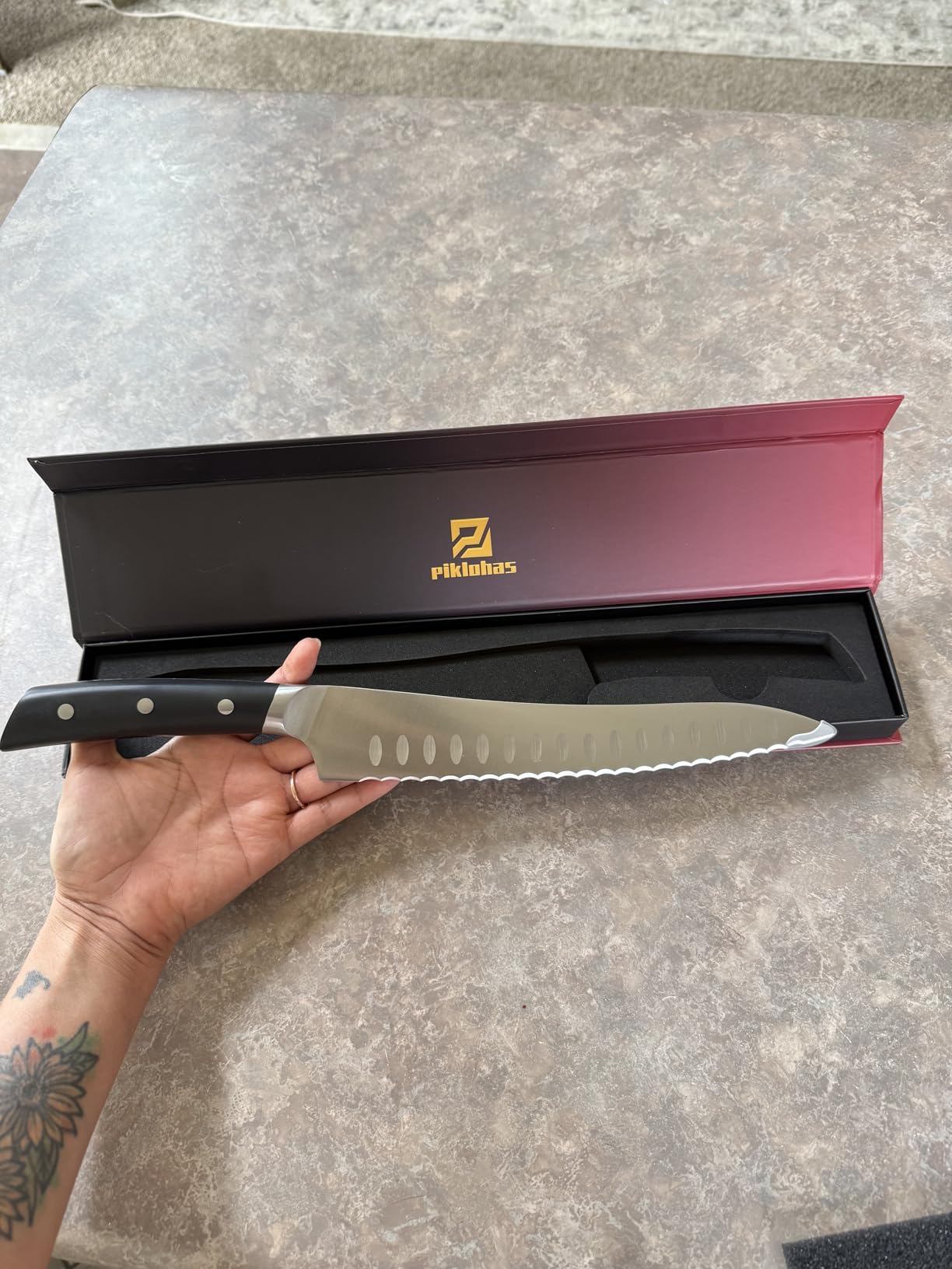 Piklohas Resharpenable Bread Knife for Homemade Bread, 10 Inch customer photo 1