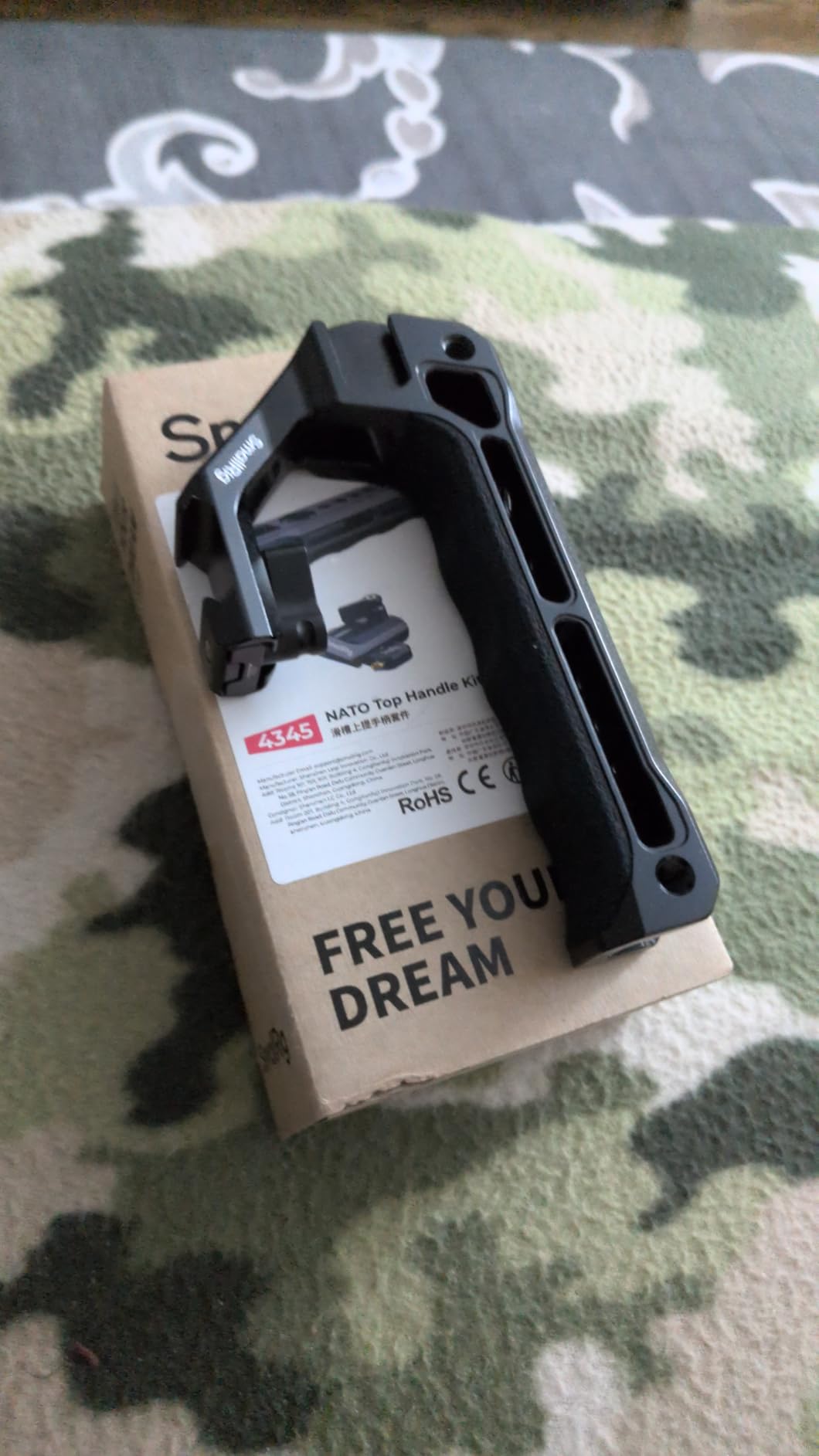 SmallRig Lightweight NATO Top Handle for DSLR Camera Cage - 4345 customer photo 2