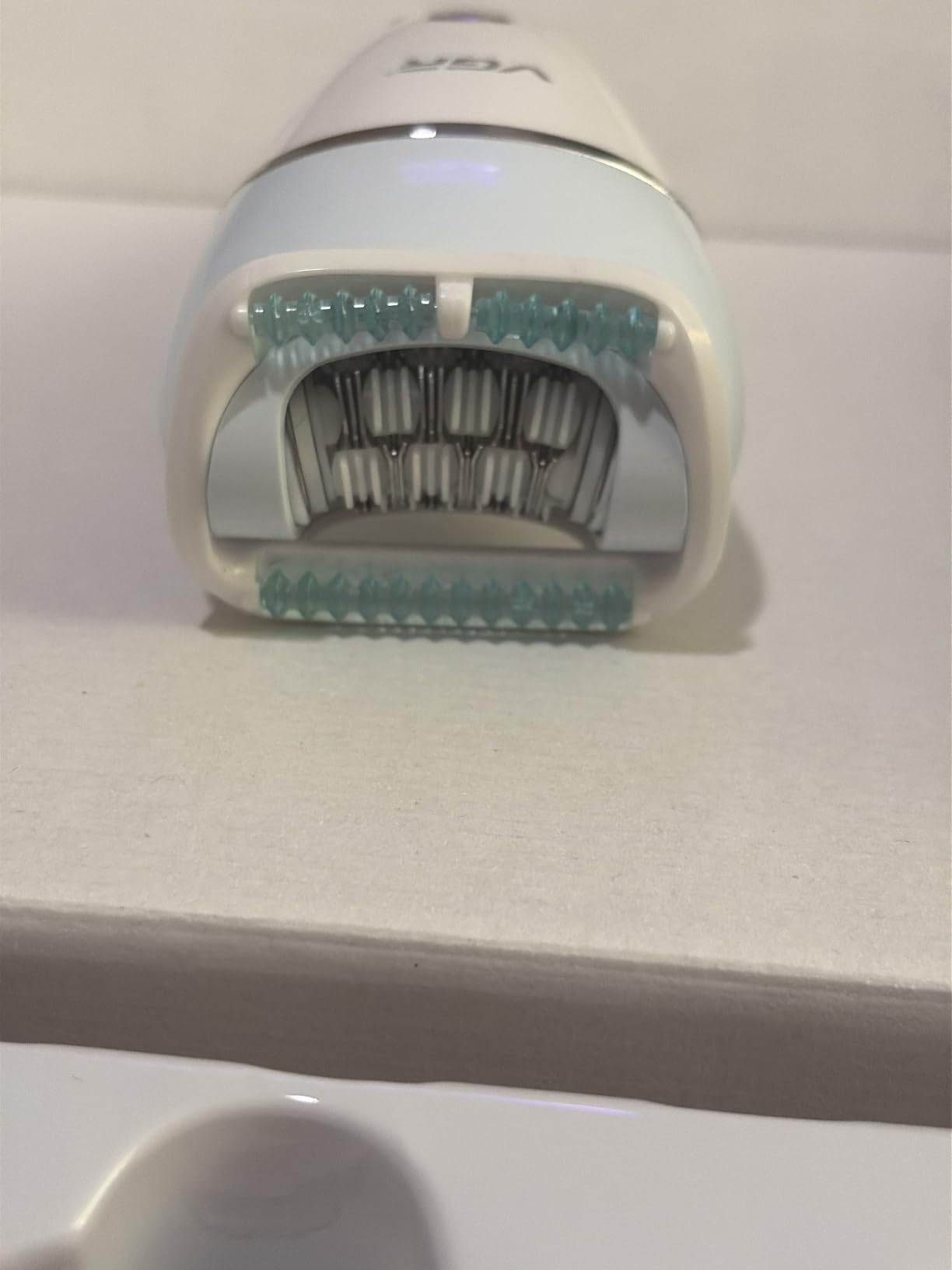 Epilator for Women, 6 in 1 Hair Removal Epilator, Shaver, Face Razor, Facial Brush, Face Massage and Body Exfoliator,IPX7 Waterproof Rechargeable Hair Removal for Women, 2 Speeds customer photo 1