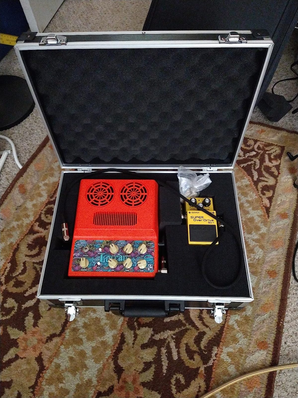 17in Aluminum Hard Case with DIY Customizable Foam Insert (16 x 11 x 5in Interior) customer photo 1