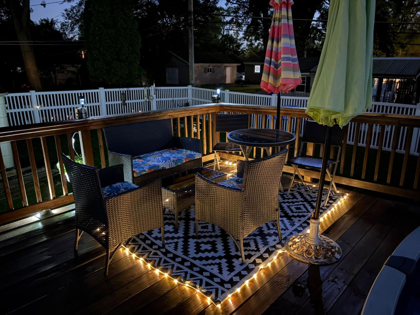 HAUSHOF 5' x 8' Outdoor Rug with LED Strip Light, Waterproof Patio Mat customer photo 2