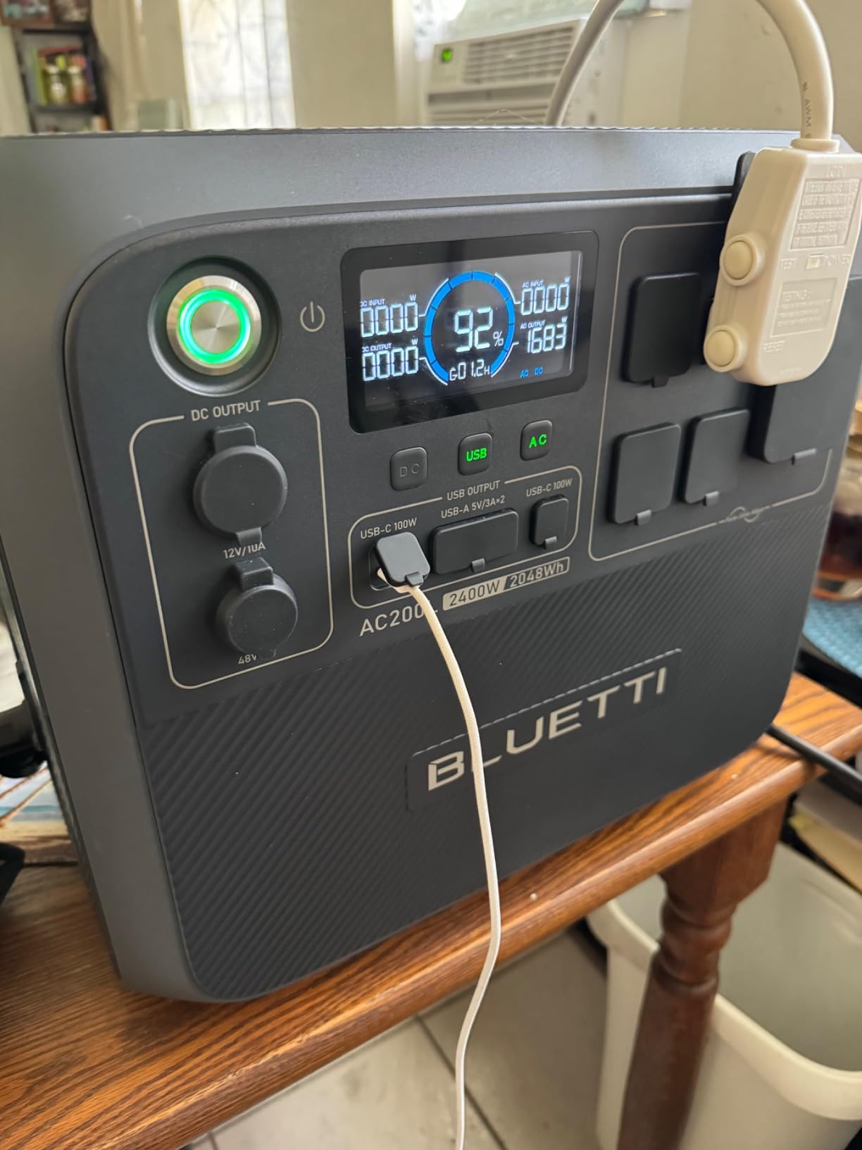 BLUETTI AC200L Portable Power Station 2048Wh 2400W LiFePO4 Battery | 3600W Power Lifting, Expandable to 8192Wh, 30A RV Output, Solar Generator for Camping, RV, Home Use, Emergency customer photo 2