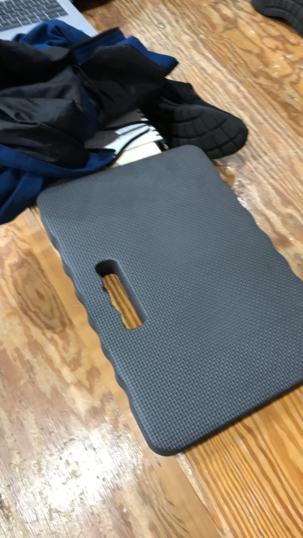 HOOPLE Extra Thick Kneeling Pad, Soft Foam Kneeling Cushion, Waterproof Gardening Knee Pads, Lightweight Knee Mat for Bathing, Workout Supplies, Exercise Yoga, Garden Work Gifts 17.5 x 11 x 1 in, Black customer photo 1