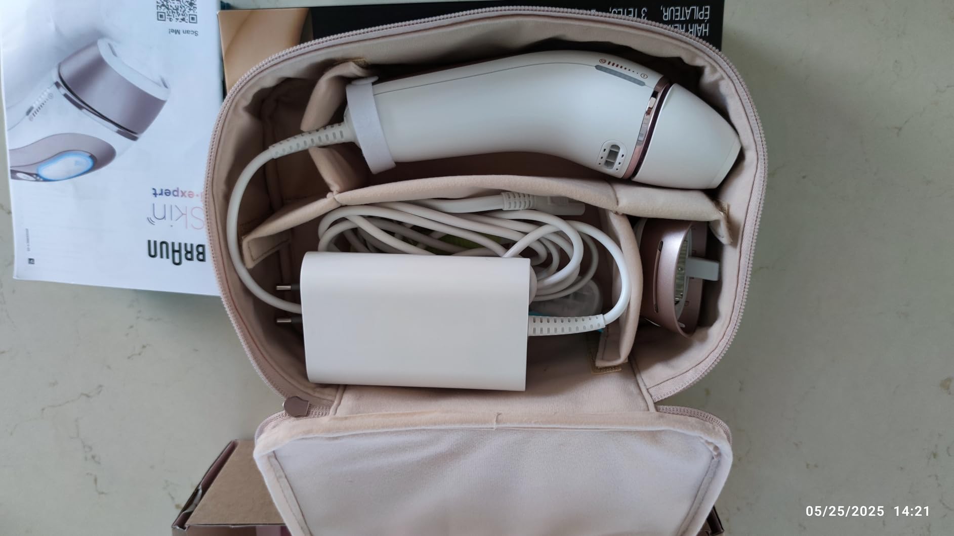 Braun Skin i-Expert Smart IPL PL7219 at Home Laser Hair Removal for Women and Men with App, Premium Pouch, Venus Razor, 2 Smart Heads, Facial Trimmer customer photo 1
