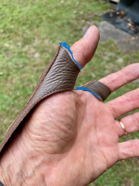 Hunt & Seek Thick Cow Leather Archery Hand Guard Protector Bow Glove for Traditional Long Recurve & Compound Bow customer photo 1