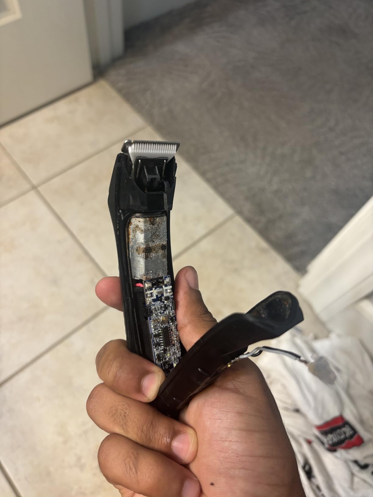 MANSCAPED® The Lawn Mower® 3.0 Plus Groin & Body Hair Trimmer customer photo 1