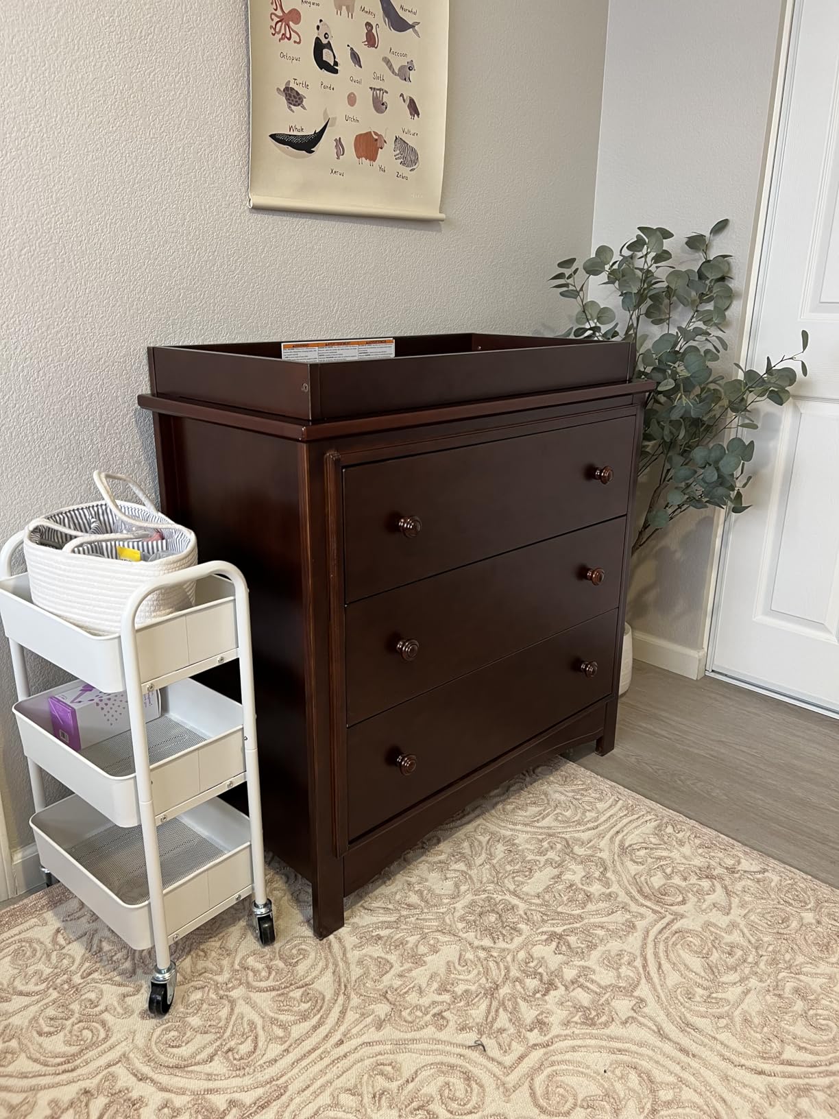 Delta Children Perry 3 Drawer Dresser with Changing Top and Interlocking Drawers, Walnut Espresso customer photo 1