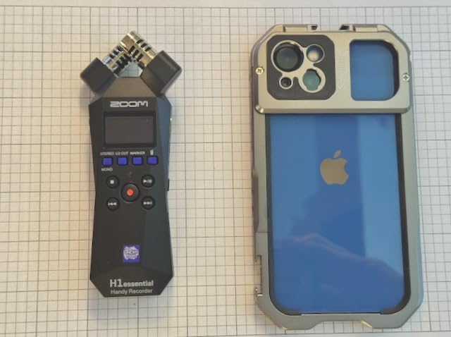 Zoom H1essential Handy Recorder Bundle with Professional Lavalier Condenser Microphone, 32GB microSDHC Card, Furry Microphone Windscreen, 4 AAA Alkaline Batteries, and More! customer photo 1