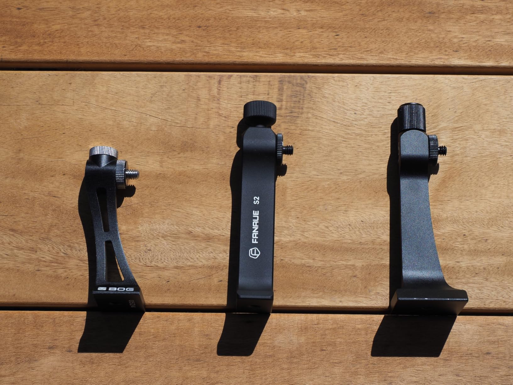 FANAUE S2-01 Binocular Tripod Adapter with 1/4-20
