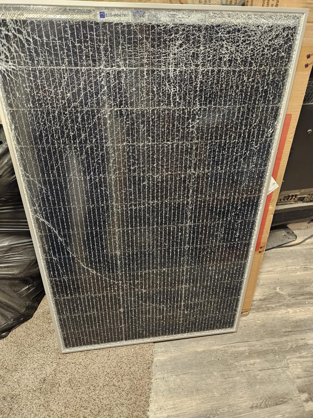 ECO-WORTHY 400W Solar Panels N-Type 4pcs 100 Watt 18V Monocrystalline customer photo 1