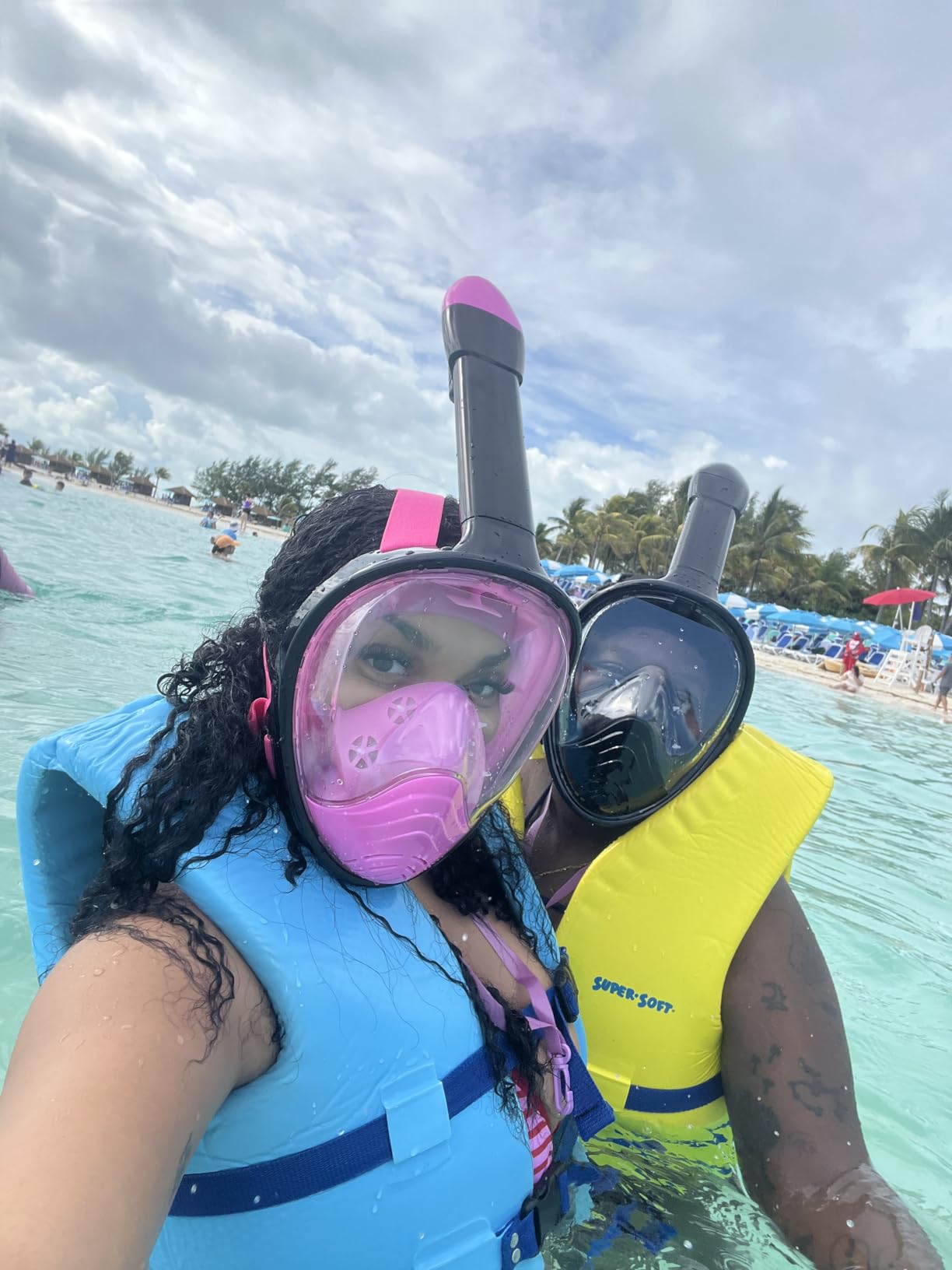 QingSong Full Face Snorkel Mask for Adults, Snorkeling Gear with Camera Mount, 180 Degree Panoramic View Snorkel Set Anti-Fog Anti-Leak customer photo 2