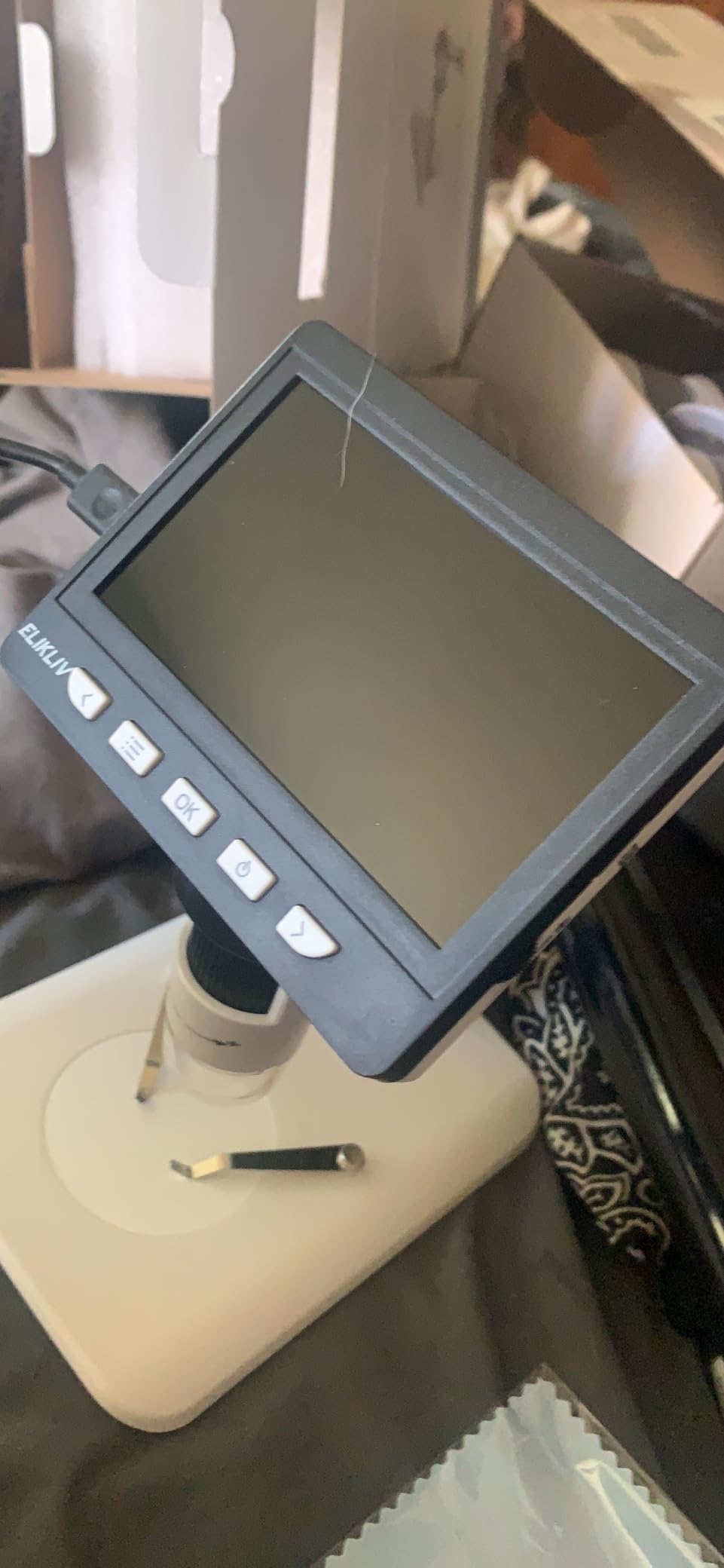 Elikliv Autofocus 4K HDMI Digital Microscope, 10.1