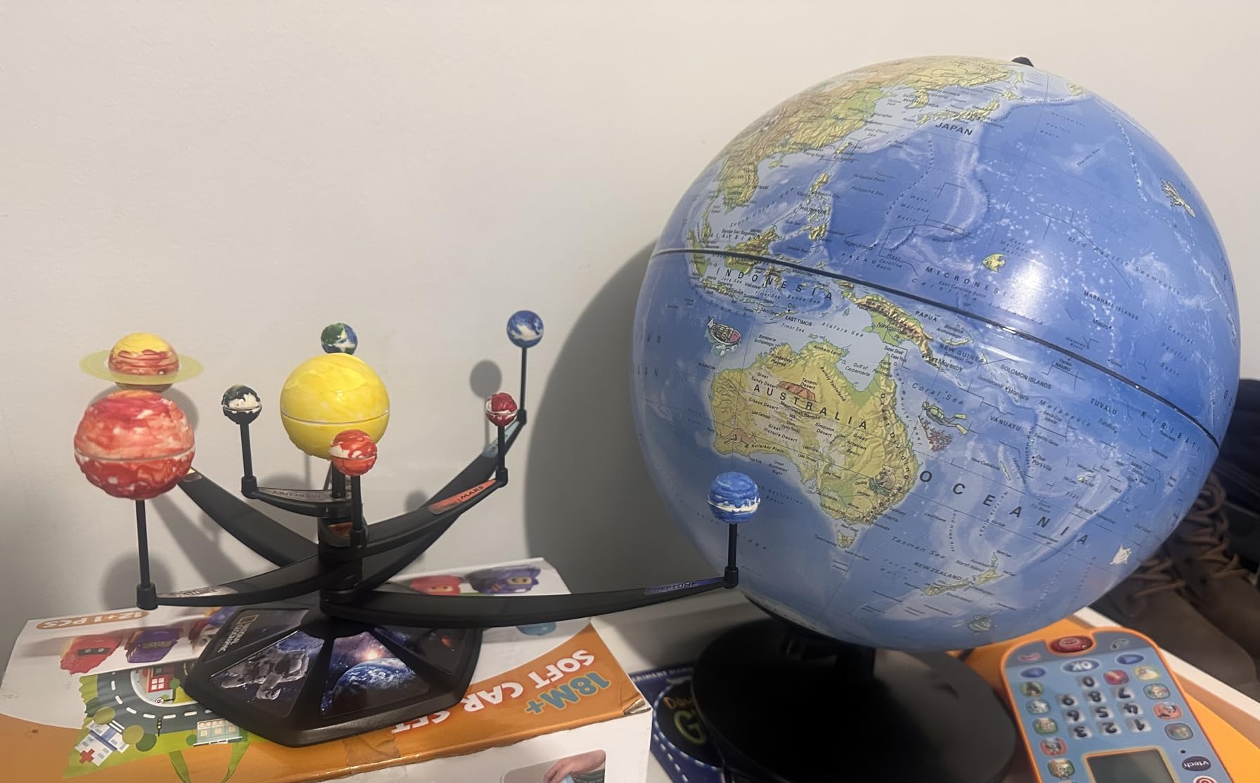 National Geographic Glow in the Dark Solar System Model for Kids Ages 8-12 | Build and Paint 3D Planets with Movable Arms, Space Bedroom Decor, Astronomy STEM Project, Birthday Gift customer photo 2