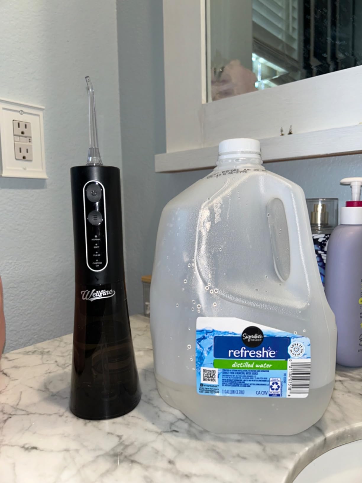 WELLFINE Water Dental Flosser Teeth Pick: Portable Cordless 4 Modes Flossers Pic 300ML Rechargeable Floss Pik Powerful IPX7 Waterproof Oral Irrigator for Cleaning Gum Care Braces for Home Travel customer photo 2