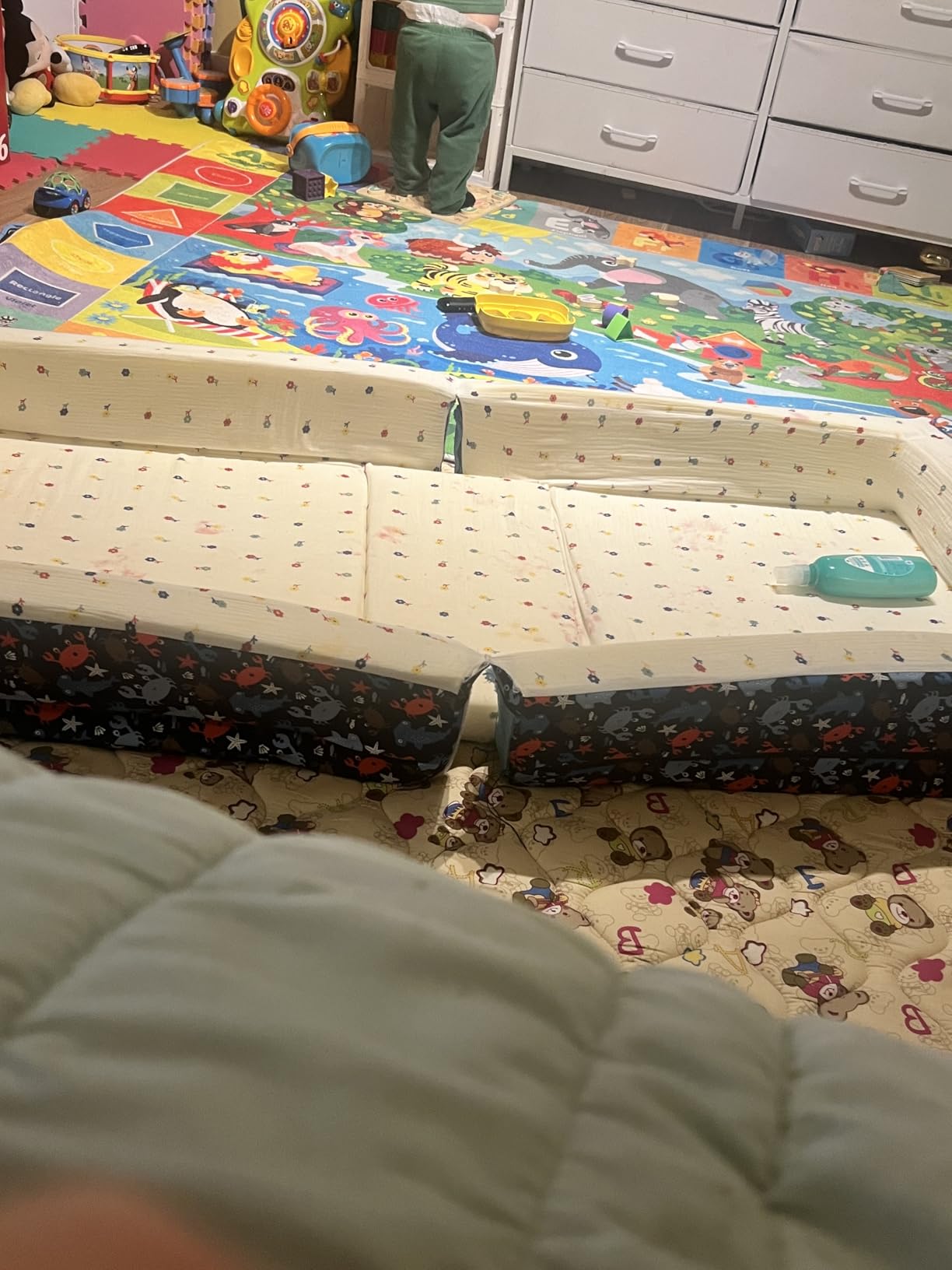 Umoving Portable Toddler Travel Bed - Foldable Soft Foam Floor Crib, Gery customer photo 1