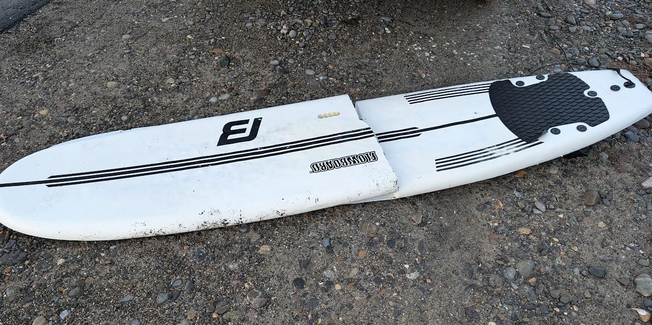 FLOWBOARD Surfboard Softboard Foam - Include (3) Fins 6’ Foot Leash and (2) Wood Stringers Inside Board Availalable in 6' and 7' Short Board and 8' Longboard customer photo 2